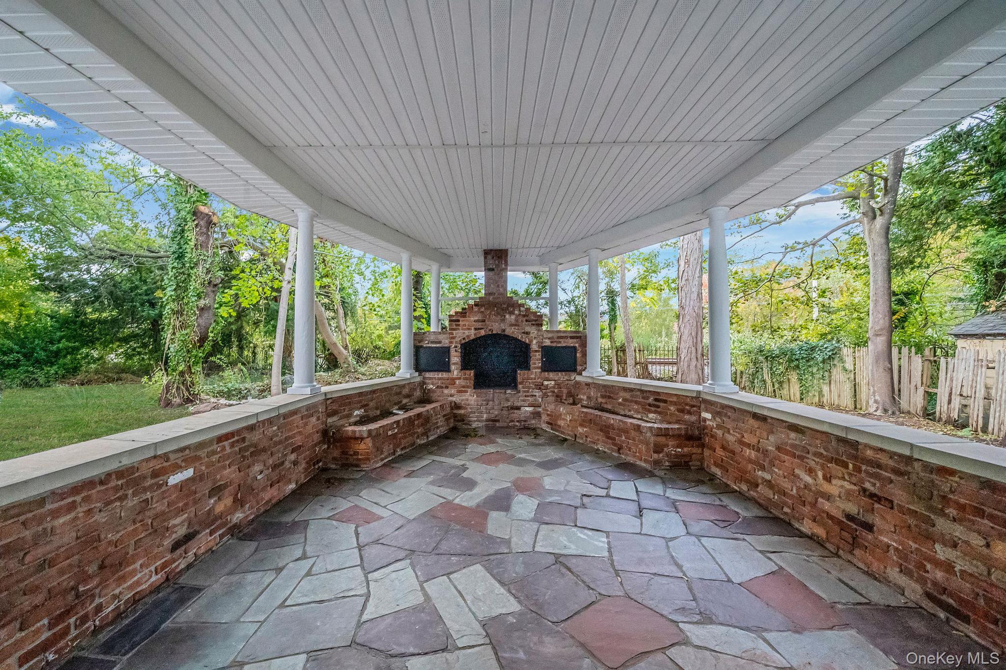 Single Family Connetquot  Suffolk County, NY 11769, MLS-924751-5