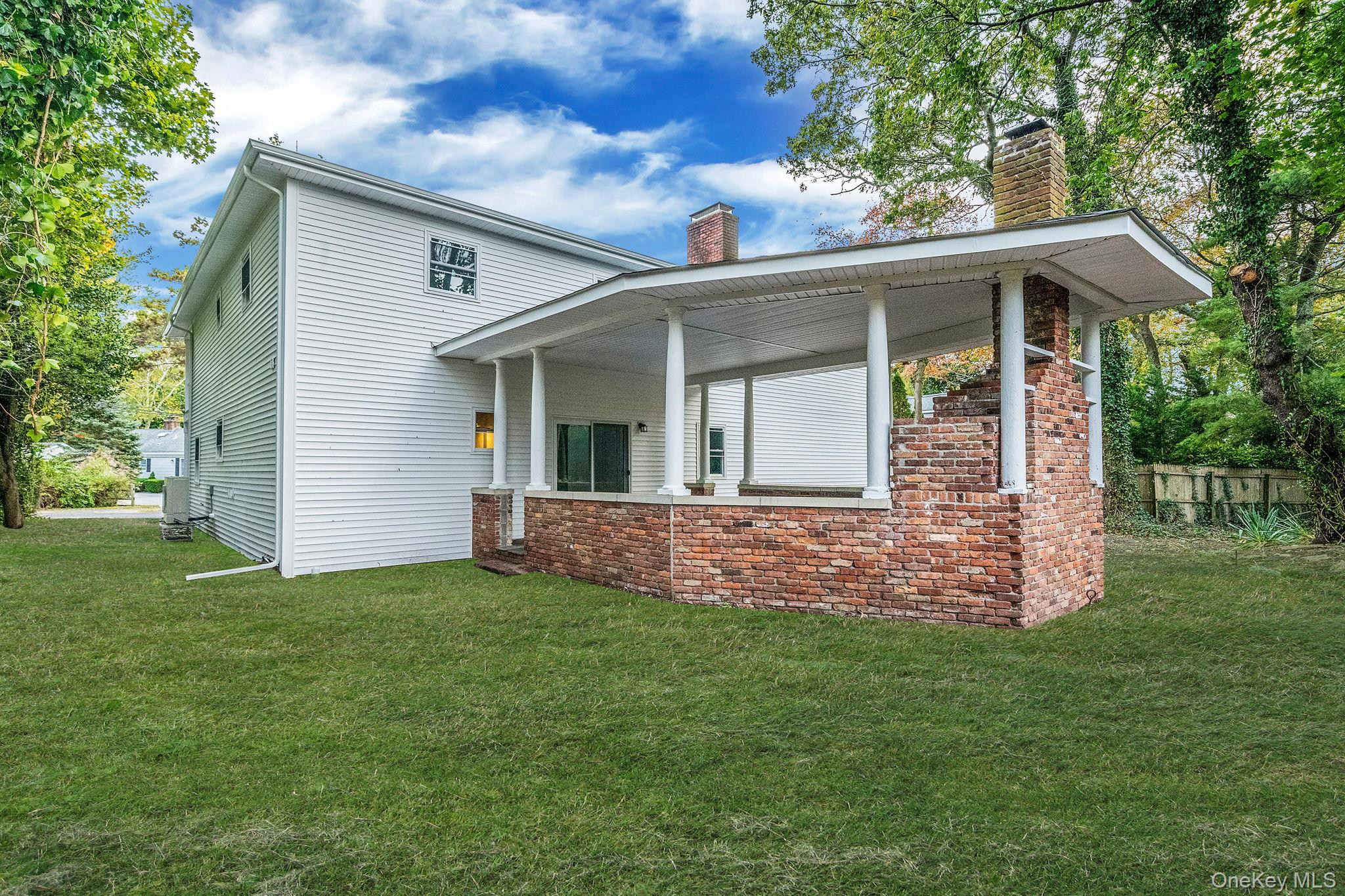 Single Family Connetquot  Suffolk County, NY 11769, MLS-924751-8