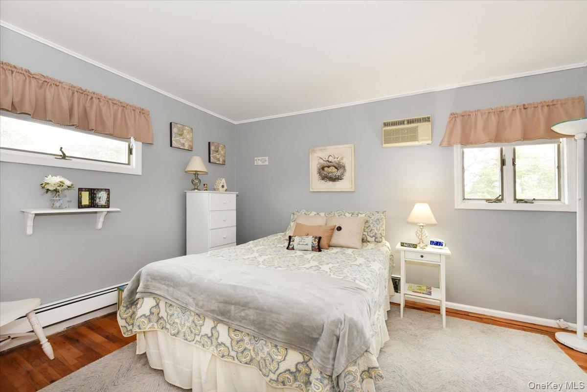 Single Family Ford  Nassau County, NY 11758, MLS-924762-18