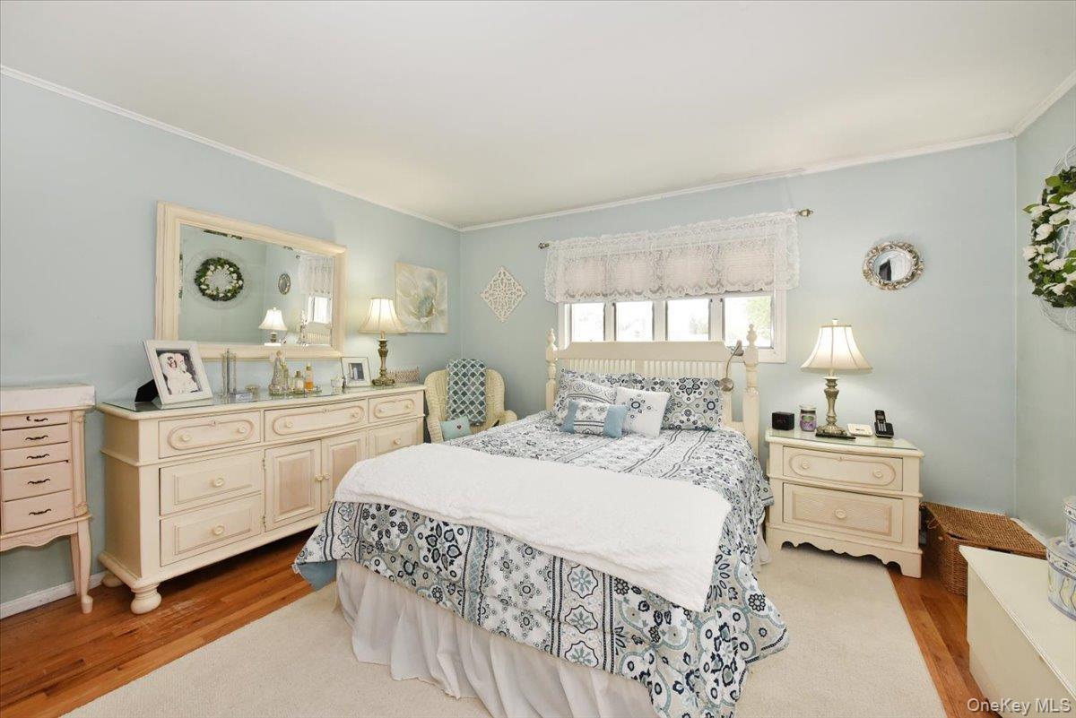 Single Family Ford  Nassau County, NY 11758, MLS-924762-19