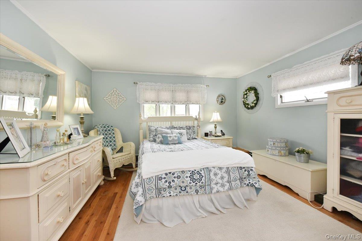 Single Family Ford  Nassau County, NY 11758, MLS-924762-20