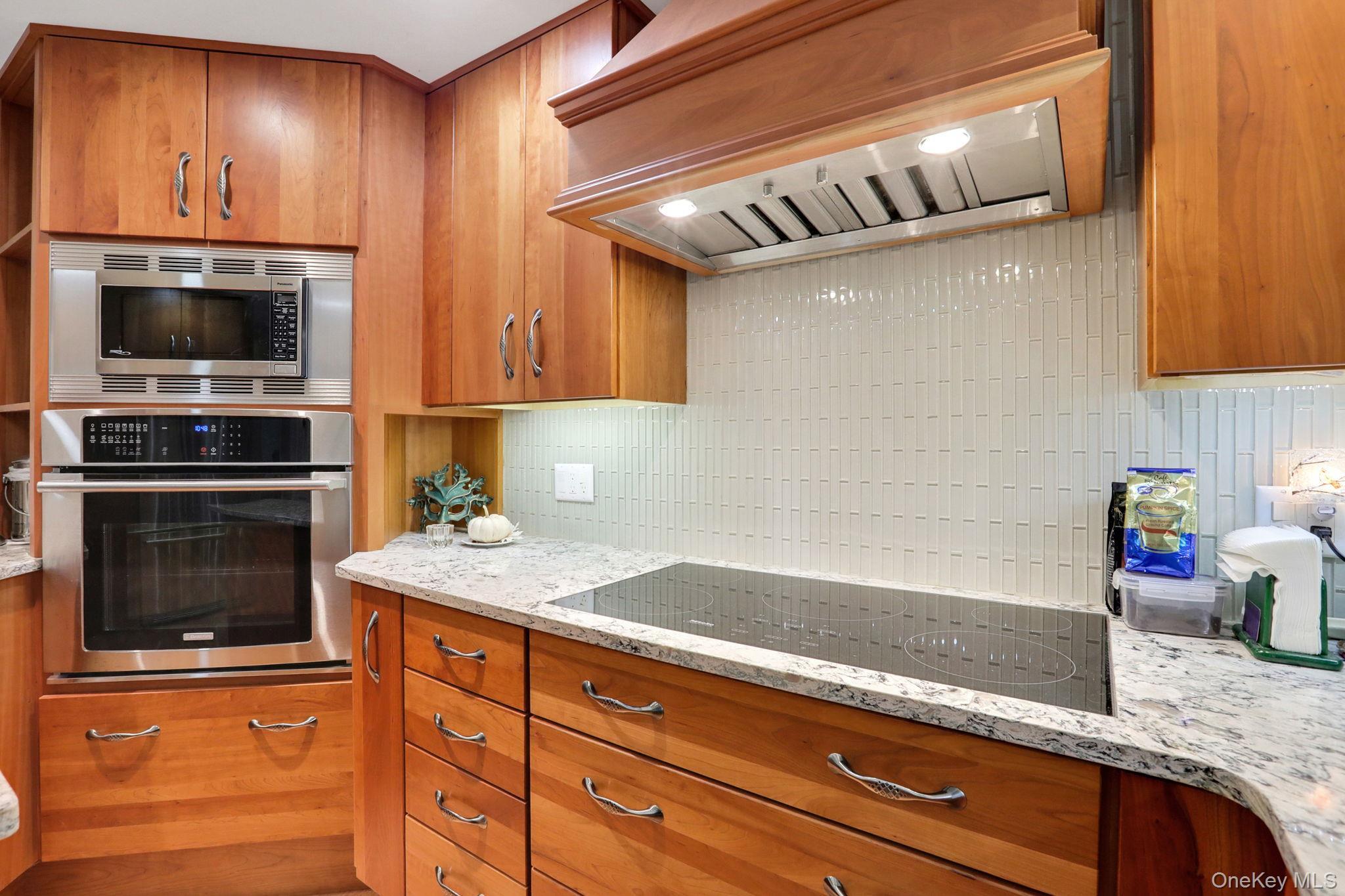 Single Family Old Post Ulster County, NY 12561, MLS-924777-14