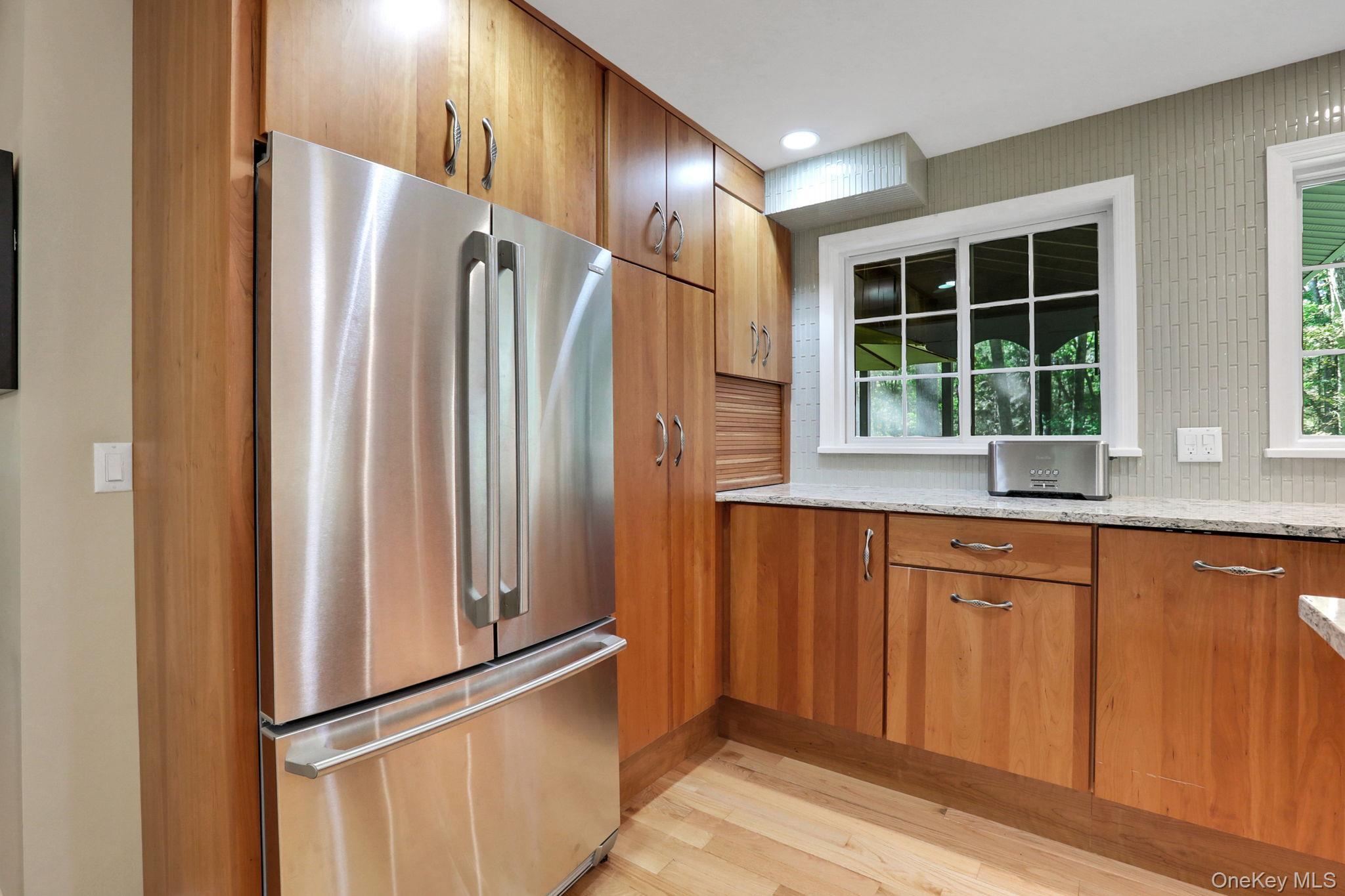 Single Family Old Post Ulster County, NY 12561, MLS-924777-16