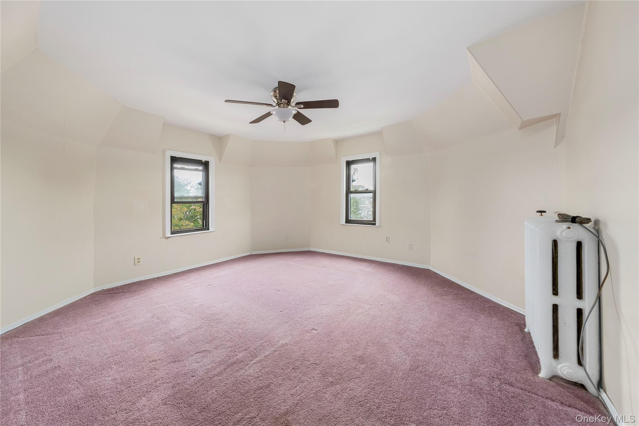 Single Family 35th  Queens, NY 11354, MLS-924781-22