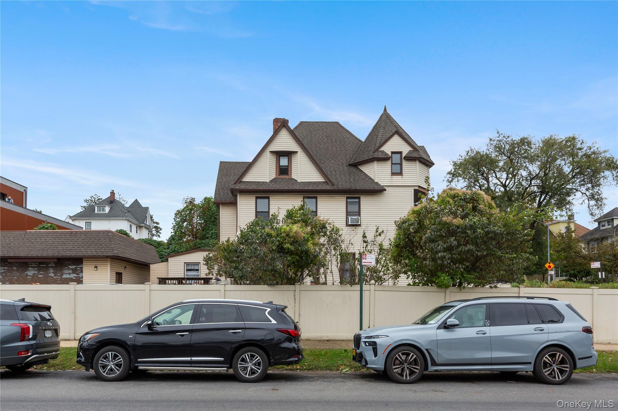 Single Family 35th  Queens, NY 11354, MLS-924781-27