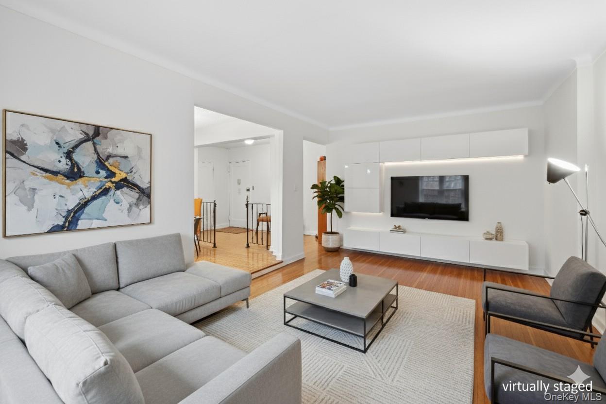 Coop Yellowstone  Queens, NY 11375, MLS-924794-2