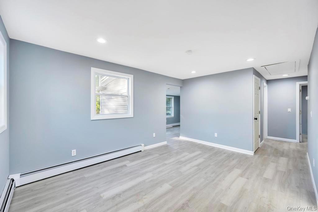 Single Family Elm Suffolk County, NY 11951, MLS-924799-19