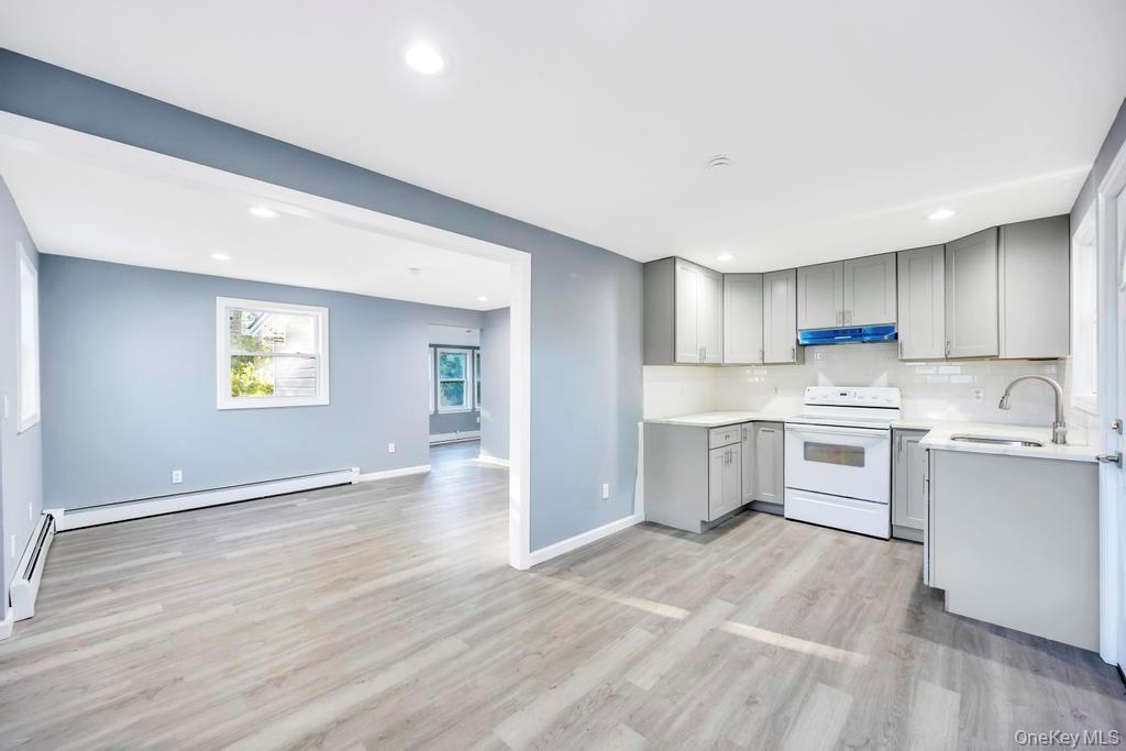 Single Family Elm Suffolk County, NY 11951, MLS-924799-23