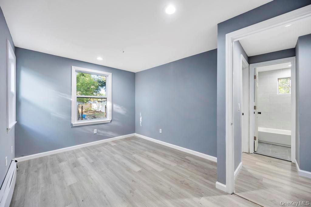 Single Family Elm Suffolk County, NY 11951, MLS-924799-25