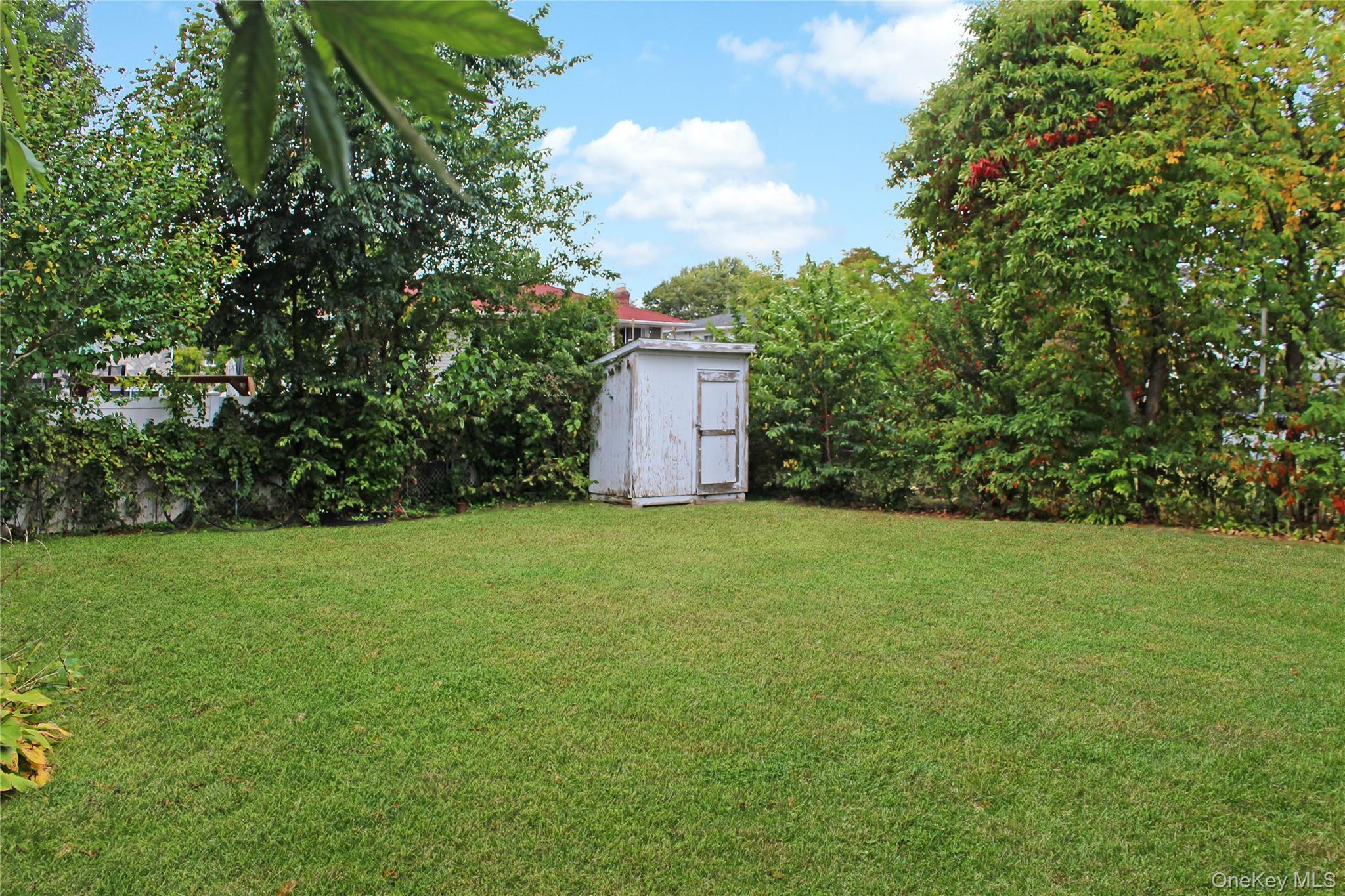 Single Family Carlls  Suffolk County, NY 11729, MLS-924804-6