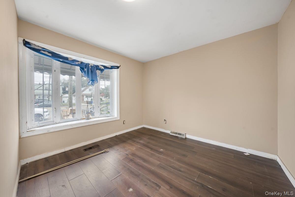 Single Family Springfield Queens, NY 11413, MLS-924808-2