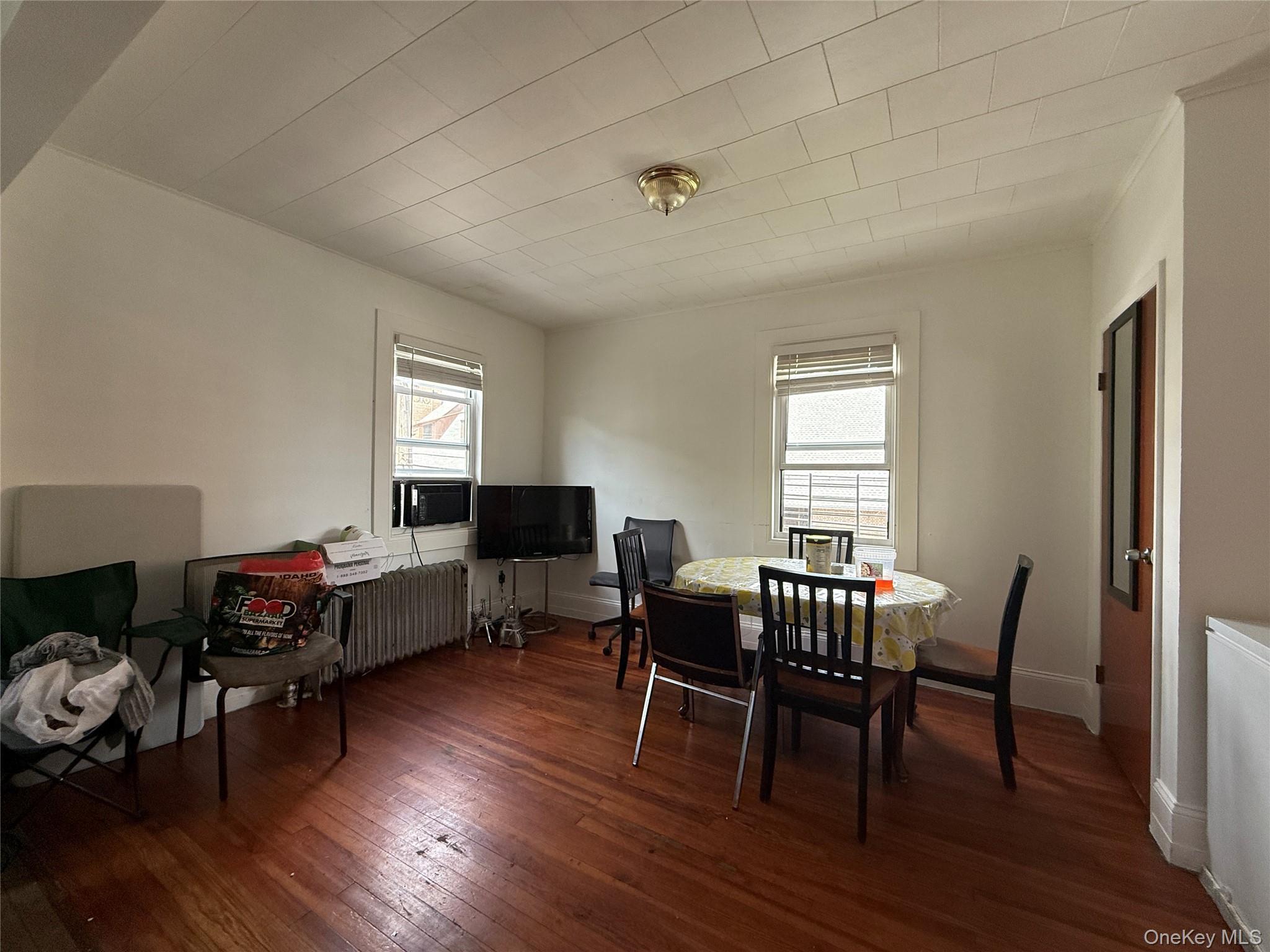 Single Family 88th Queens, NY 11421, MLS-924811-8