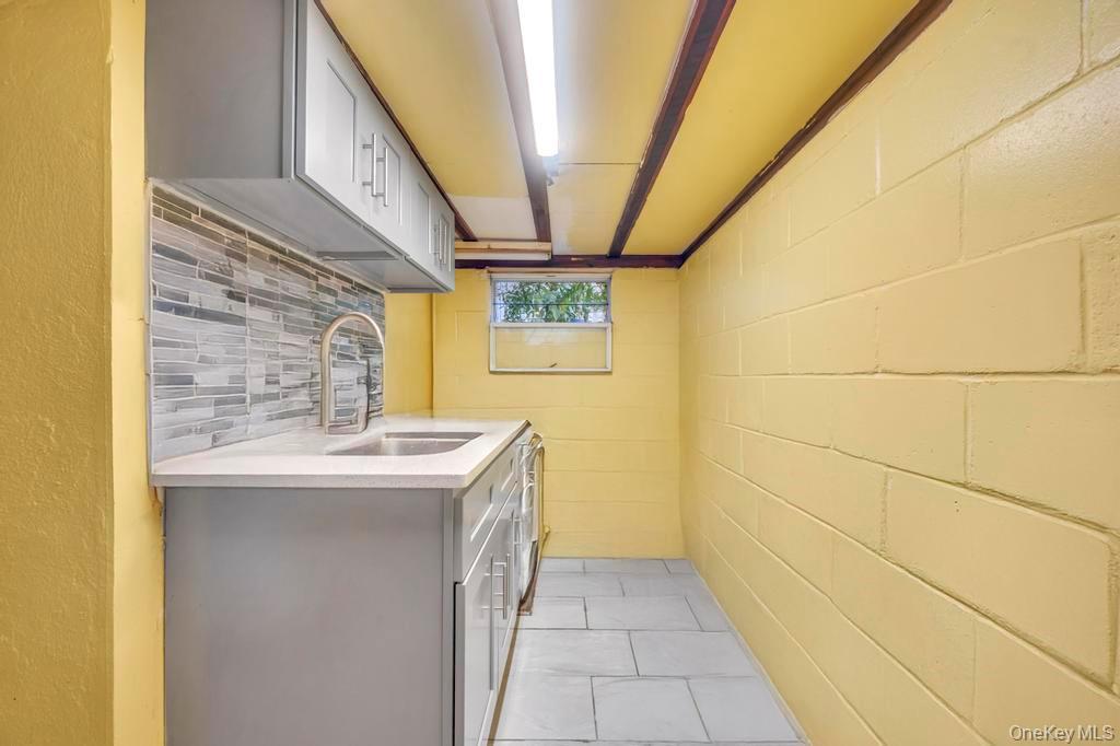 Single Family 164th  Queens, NY 11432, MLS-924816-25