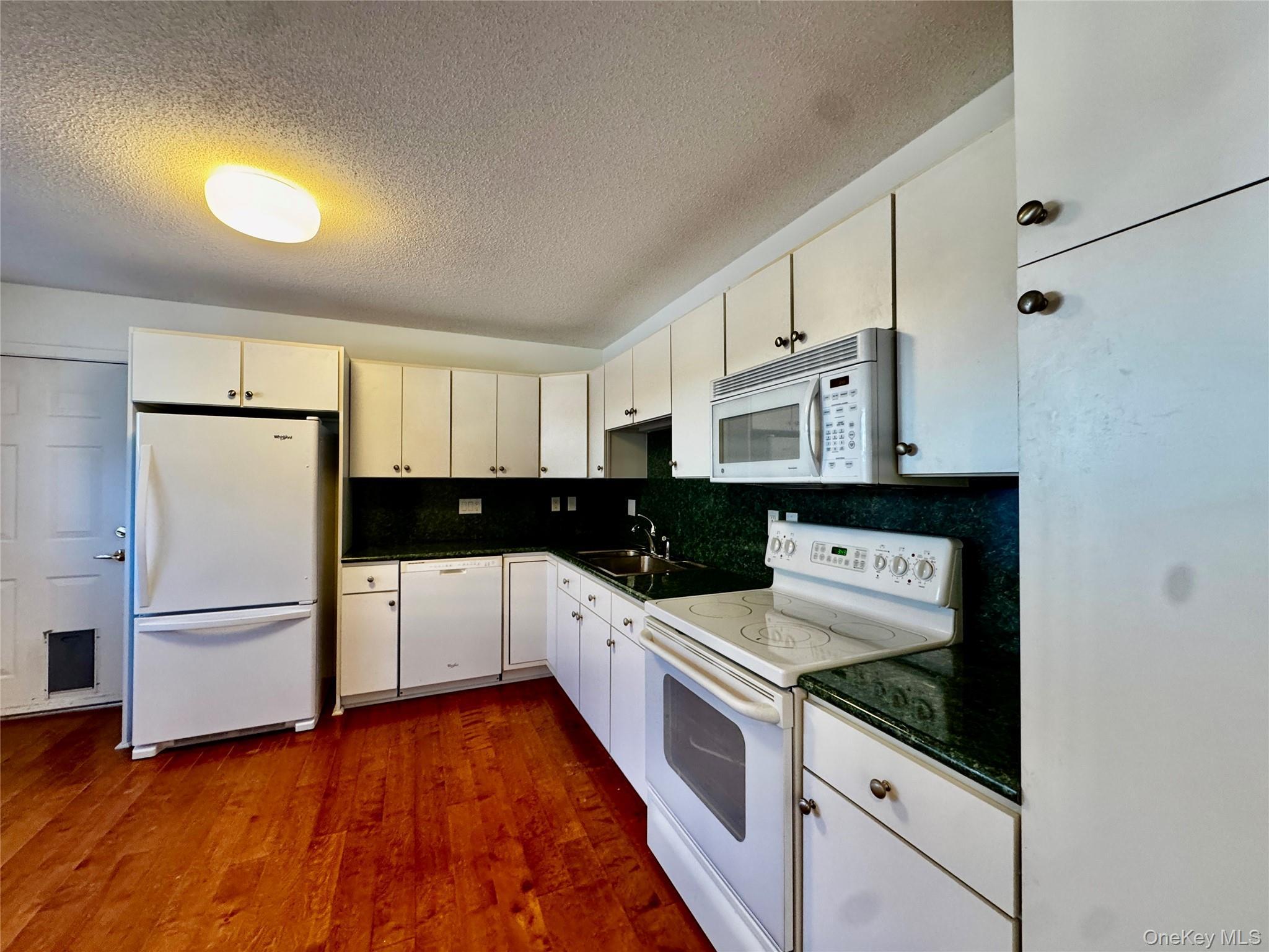 Condo Heritage  Westchester County, NY 10589, MLS-924831-4