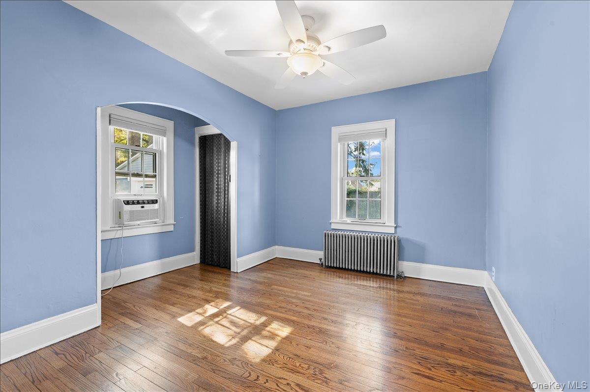 Single Family Washington  Nassau County, NY 11520, MLS-924834-16