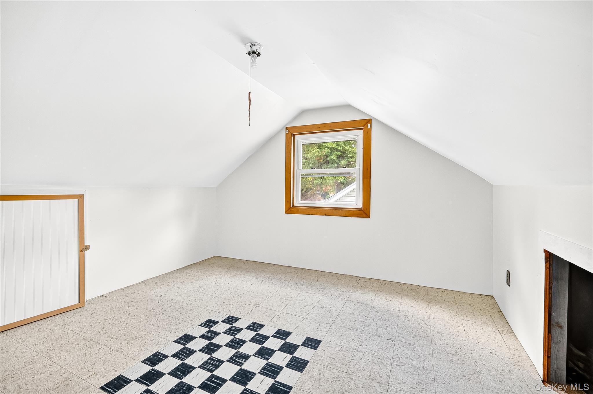 Single Family Oakwood  Rockland County, NY 10954, MLS-924858-35