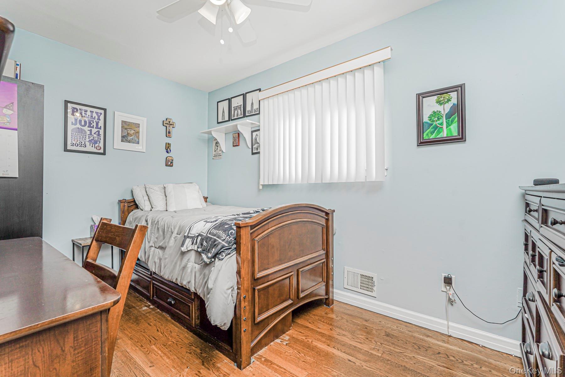 Single Family Woehrle Staten Island, NY 10312, MLS-924879-30