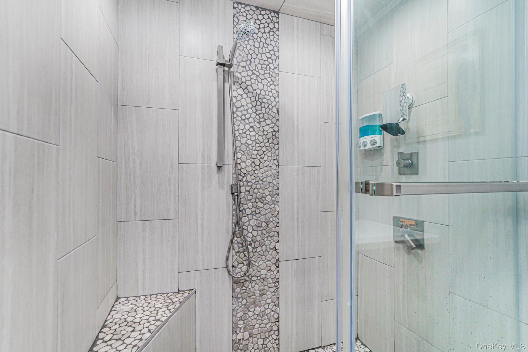 Single Family Woehrle Staten Island, NY 10312, MLS-924879-34