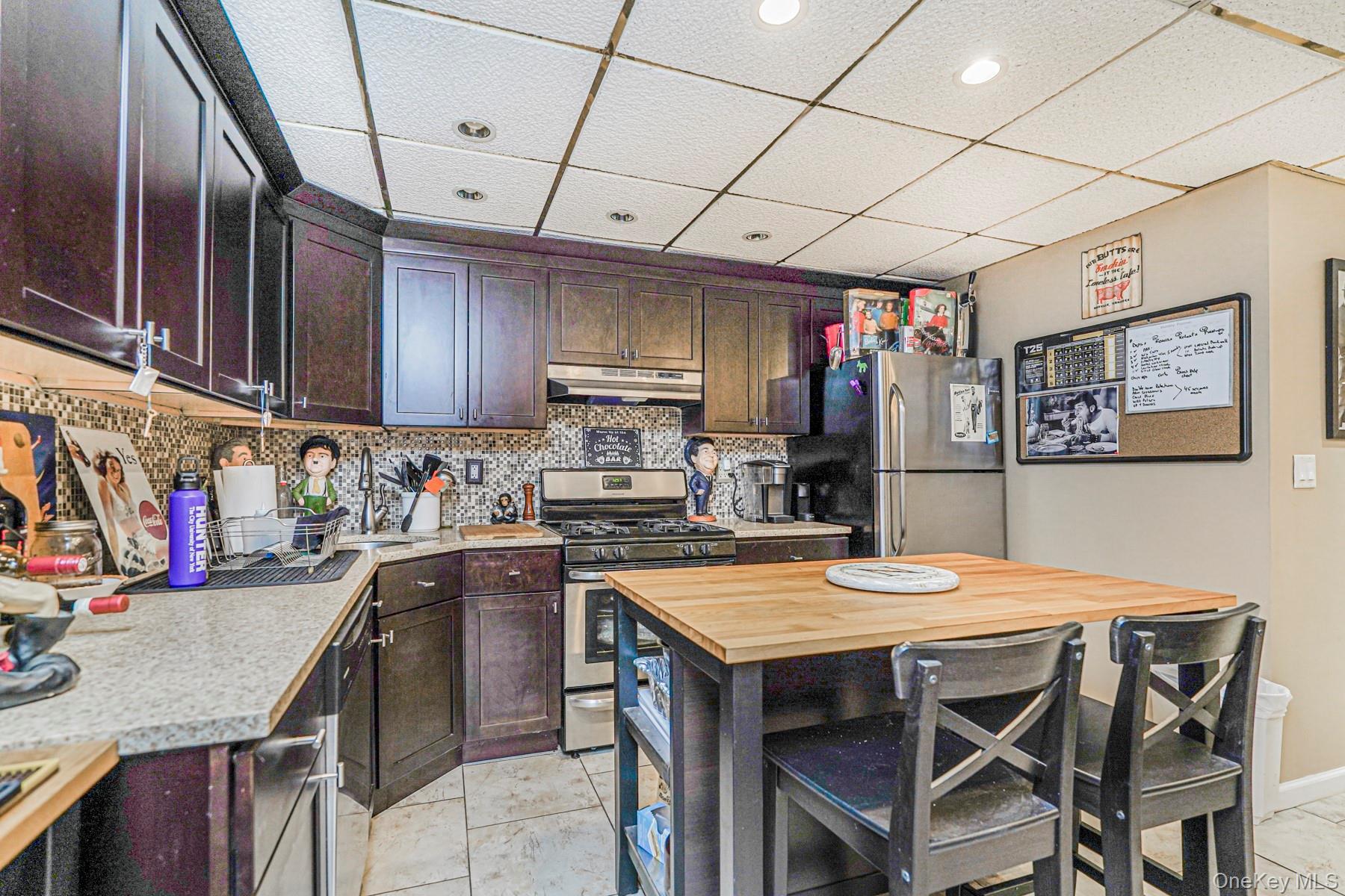 Single Family Woehrle Staten Island, NY 10312, MLS-924879-38