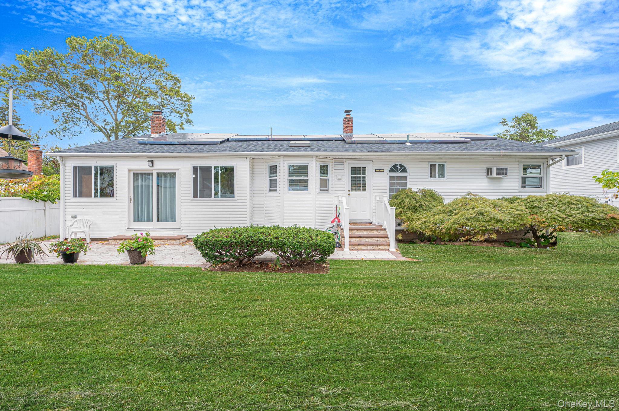 Single Family Francisco  Suffolk County, NY 11722, MLS-924884-33