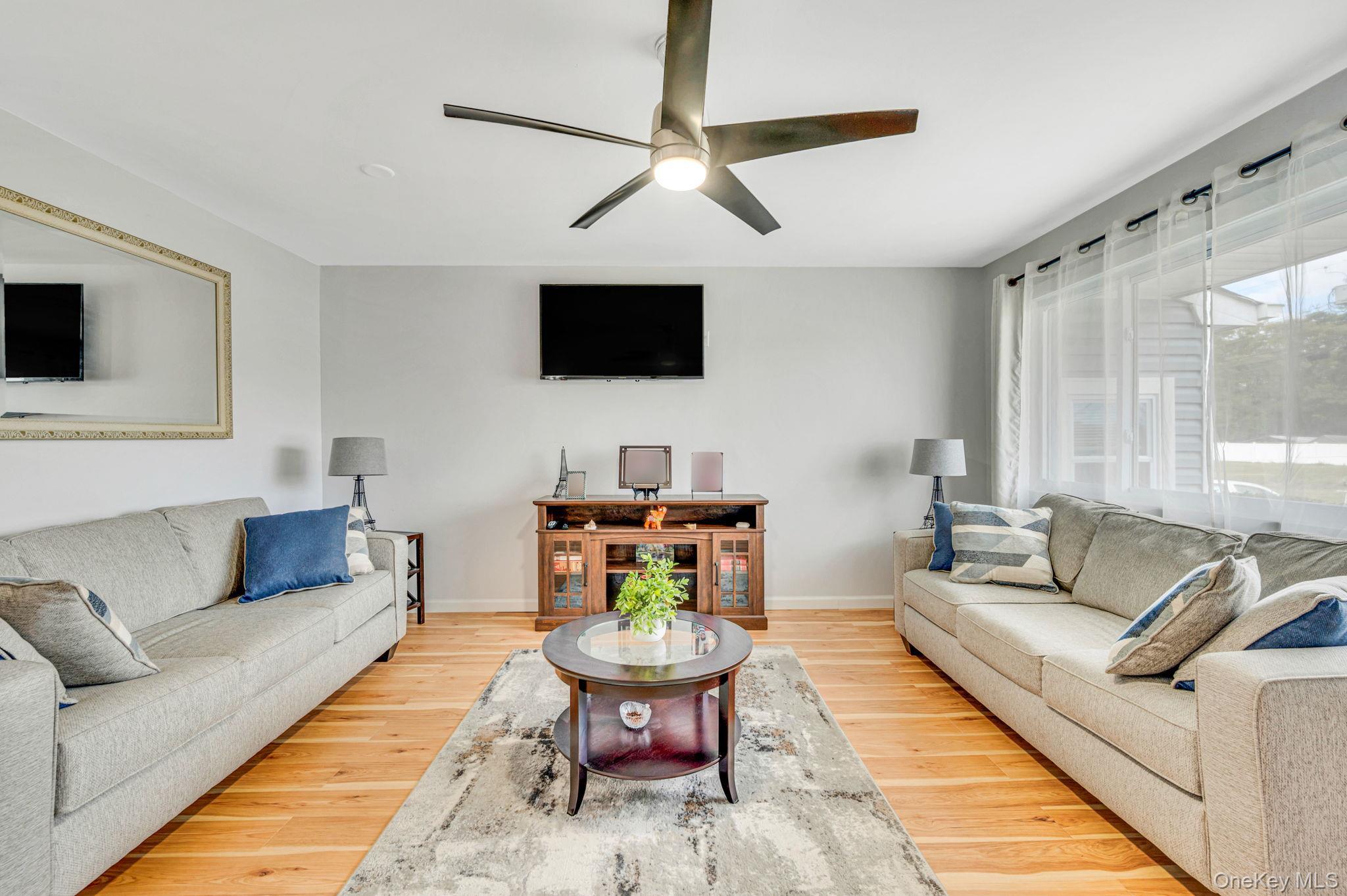 Single Family Francisco  Suffolk County, NY 11722, MLS-924884-4