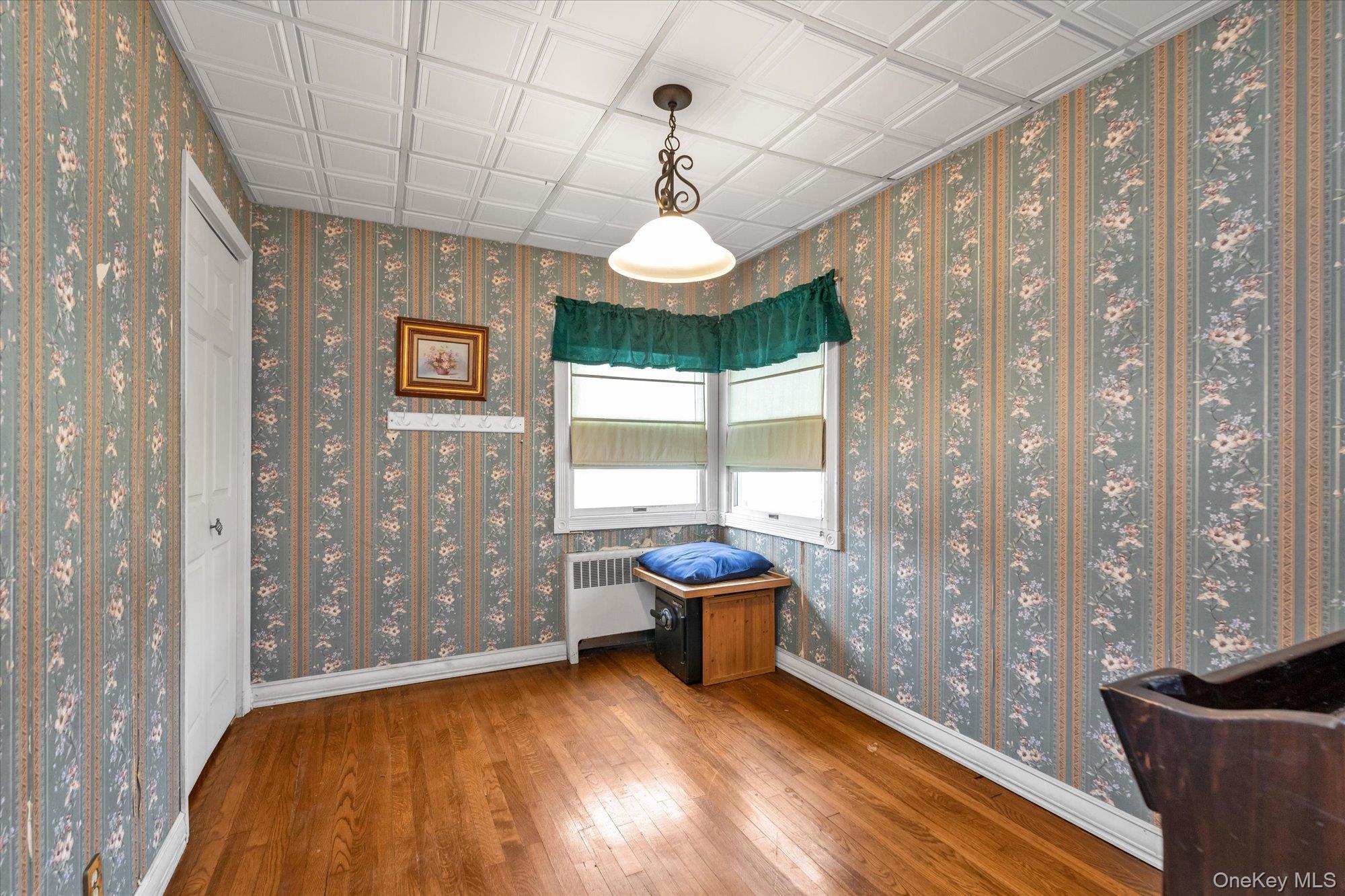 Single Family Dogwood Nassau County, NY 11552, MLS-924895-14