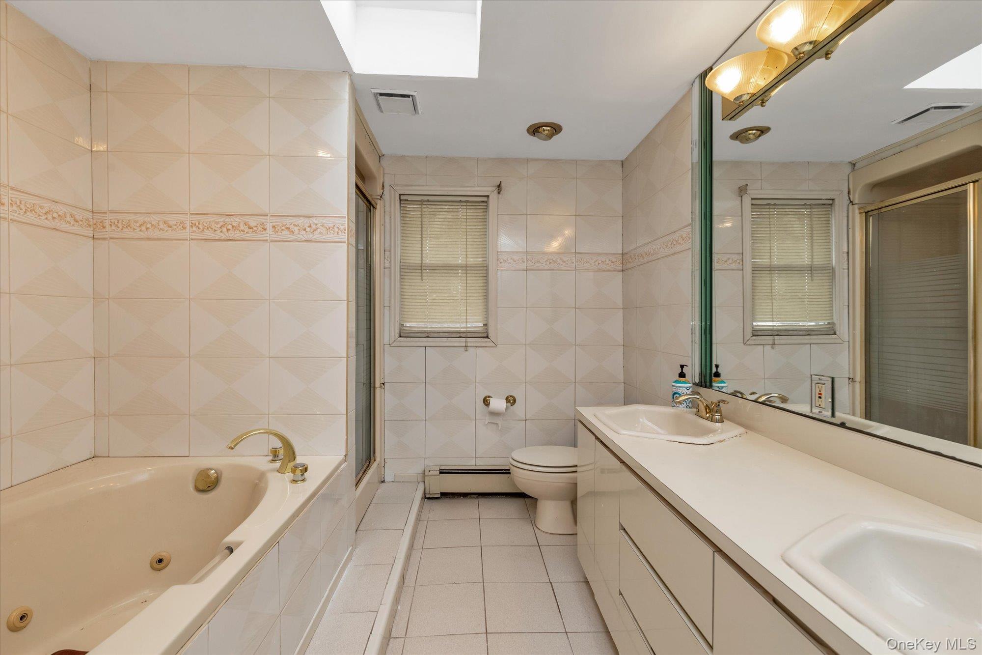 Single Family Dogwood Nassau County, NY 11552, MLS-924895-25