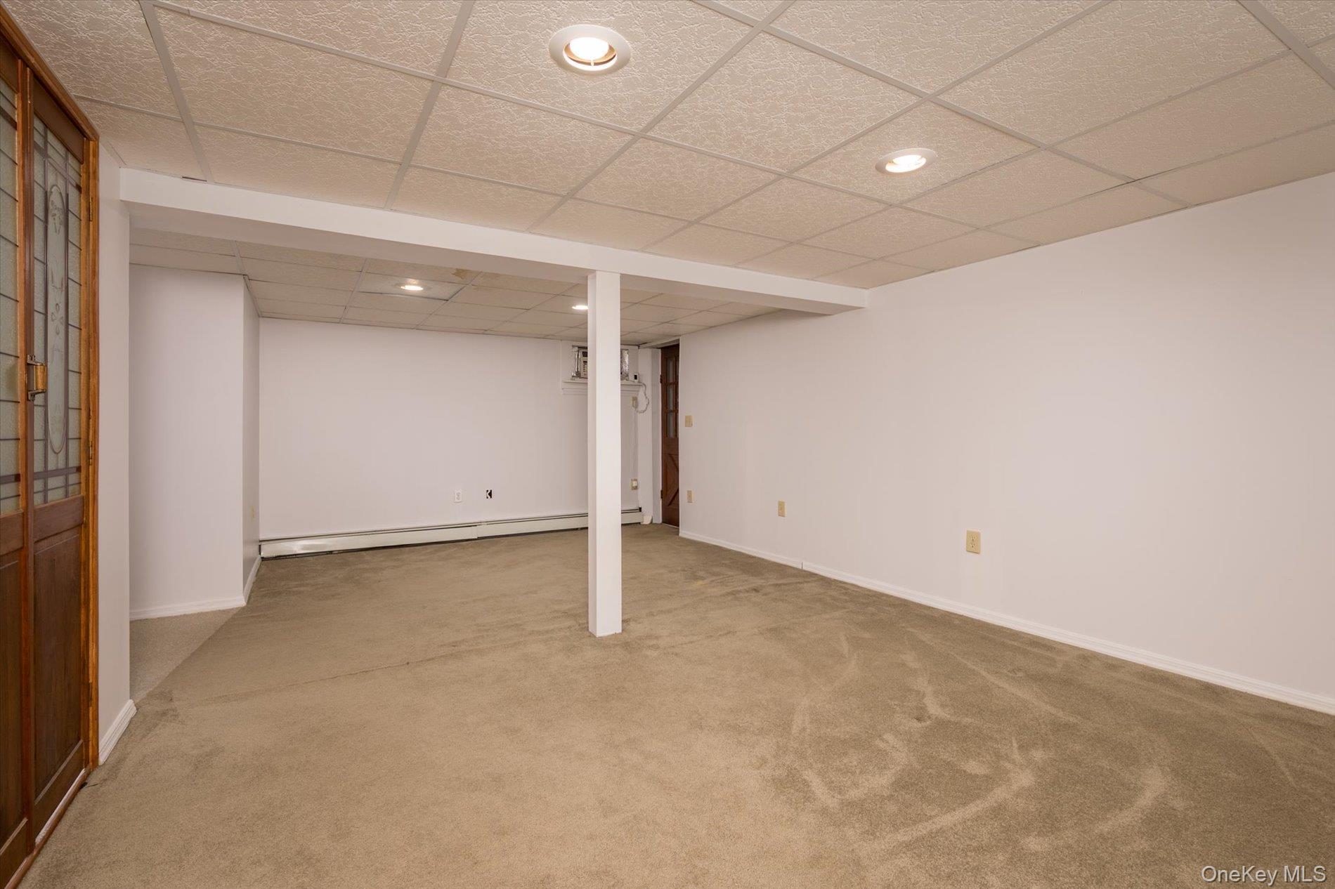 Single Family Walnut  Nassau County, NY 11735, MLS-924908-18