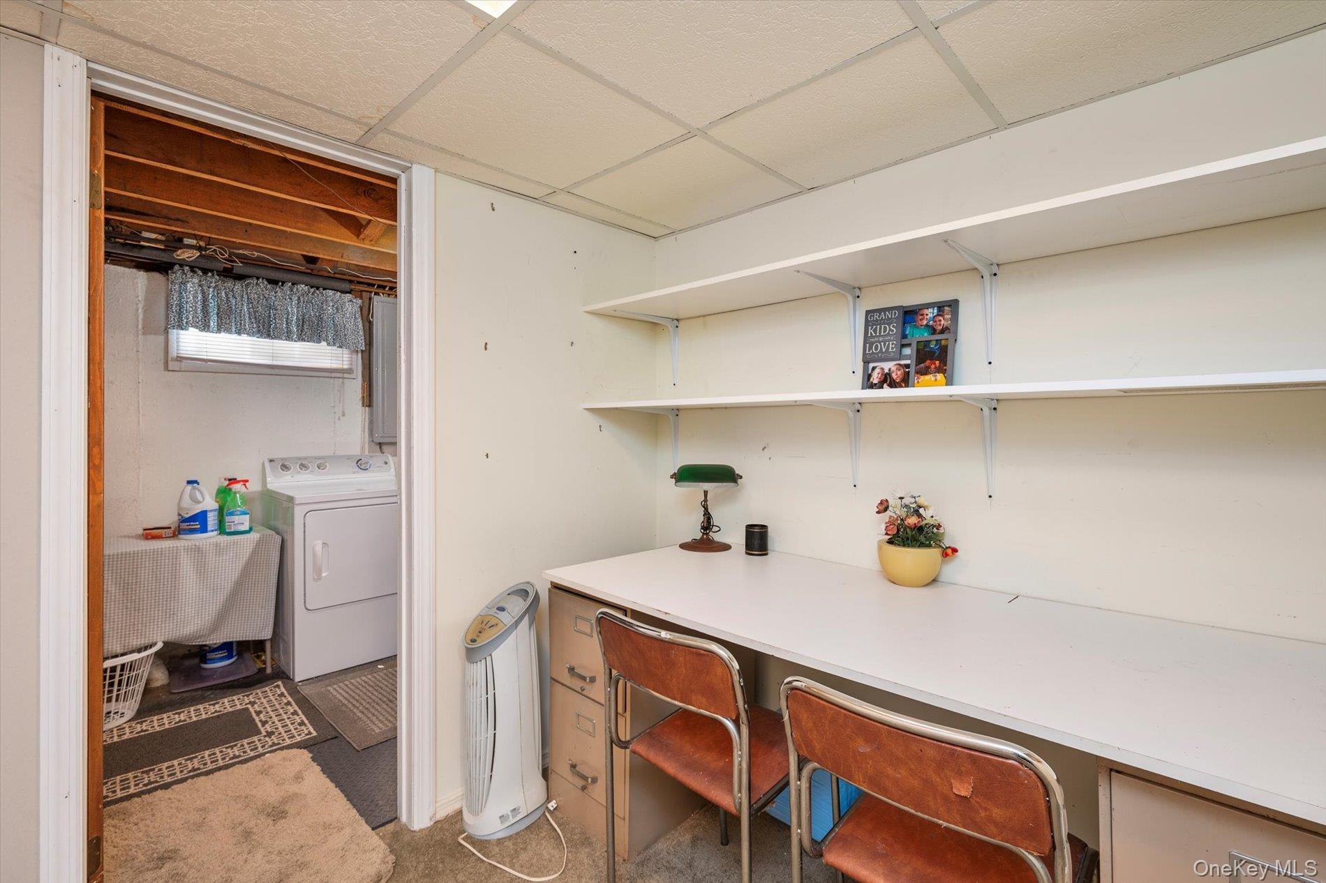 Single Family Walnut  Nassau County, NY 11735, MLS-924908-24