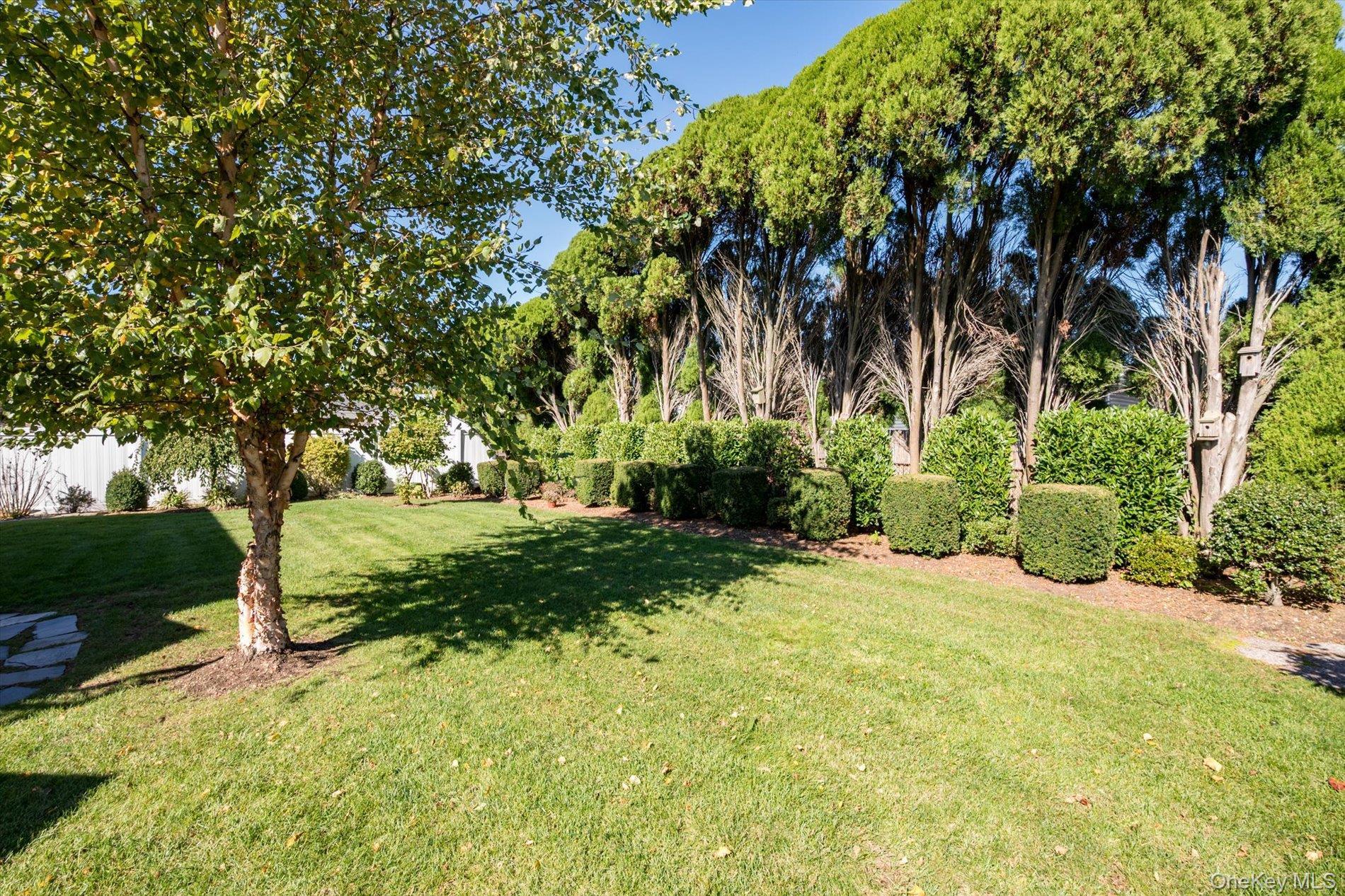 Single Family Walnut  Nassau County, NY 11735, MLS-924908-29