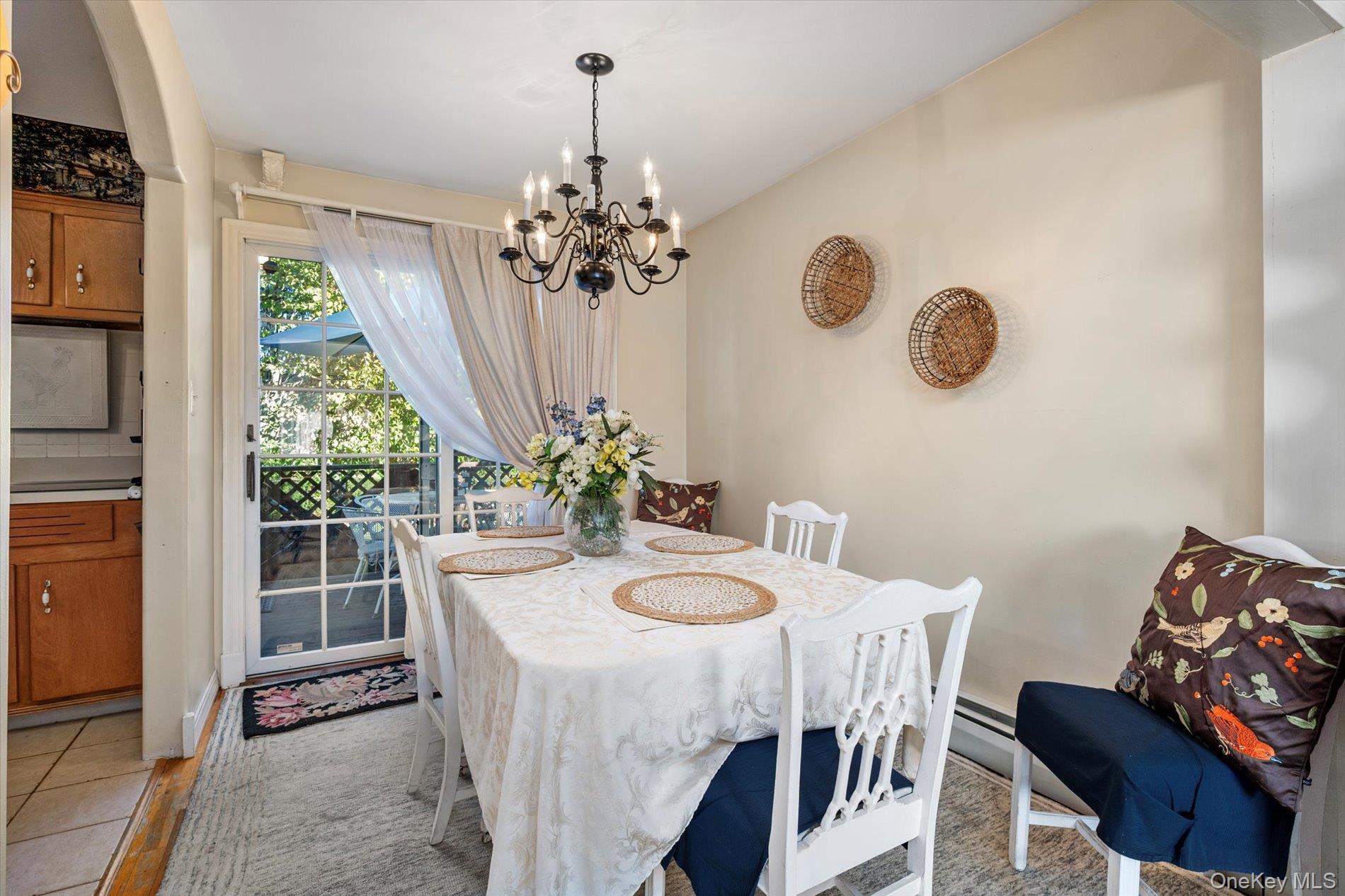 Single Family Walnut  Nassau County, NY 11735, MLS-924908-7