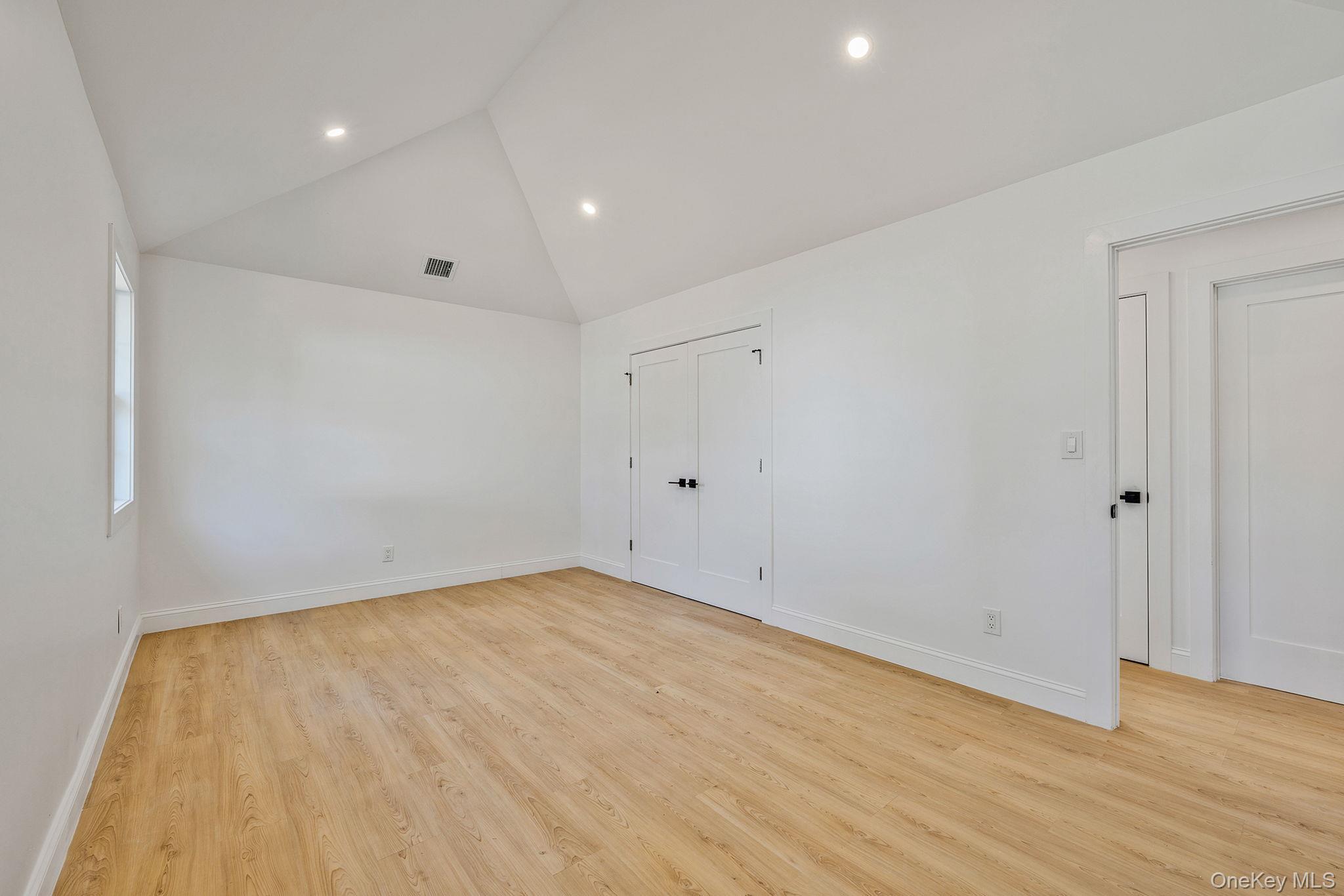 Single Family Harrison  Suffolk County, NY 11967, MLS-924926-23