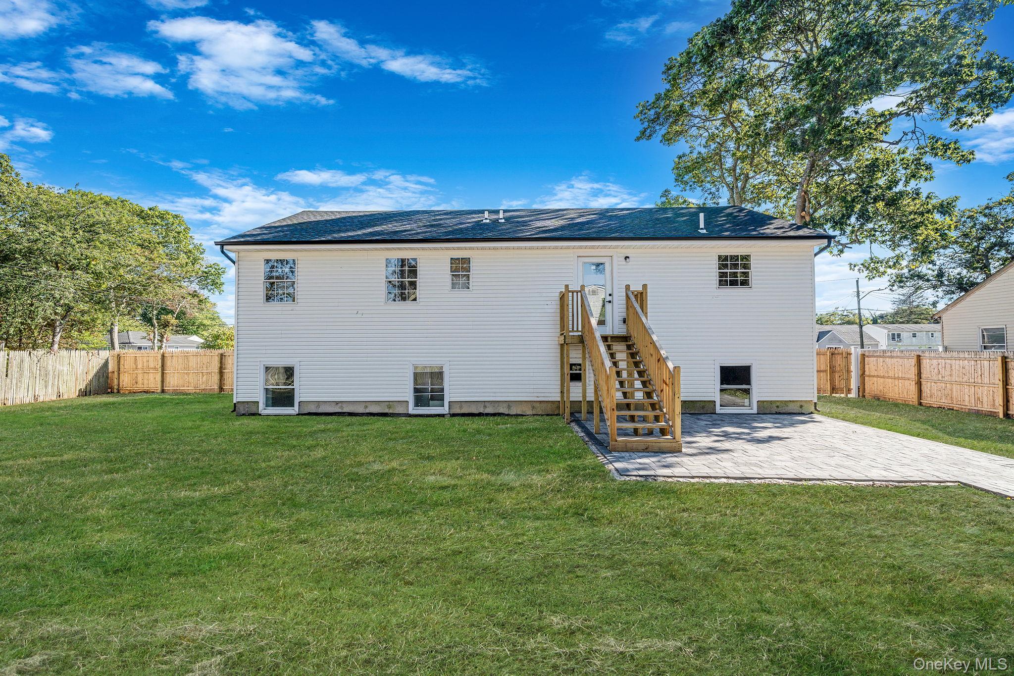 Single Family Harrison  Suffolk County, NY 11967, MLS-924926-38