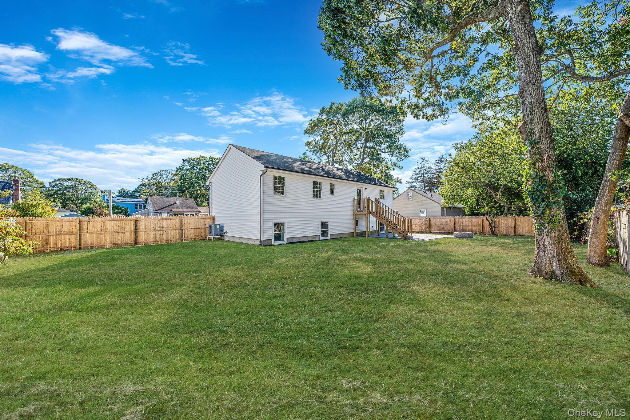 Single Family Harrison  Suffolk County, NY 11967, MLS-924926-39