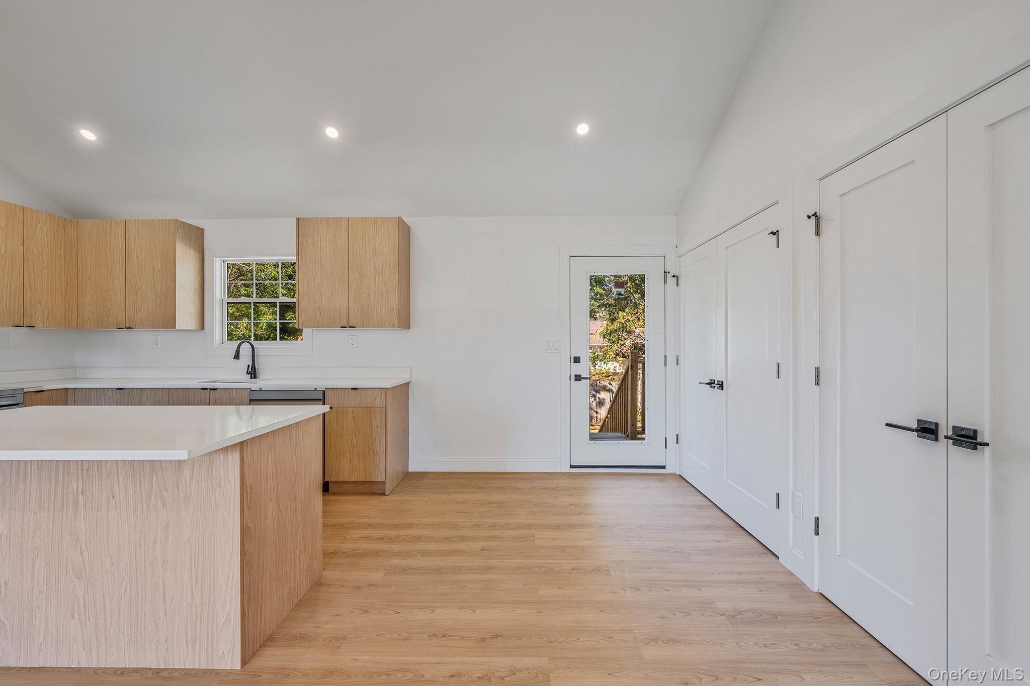 Single Family Harrison  Suffolk County, NY 11967, MLS-924926-7