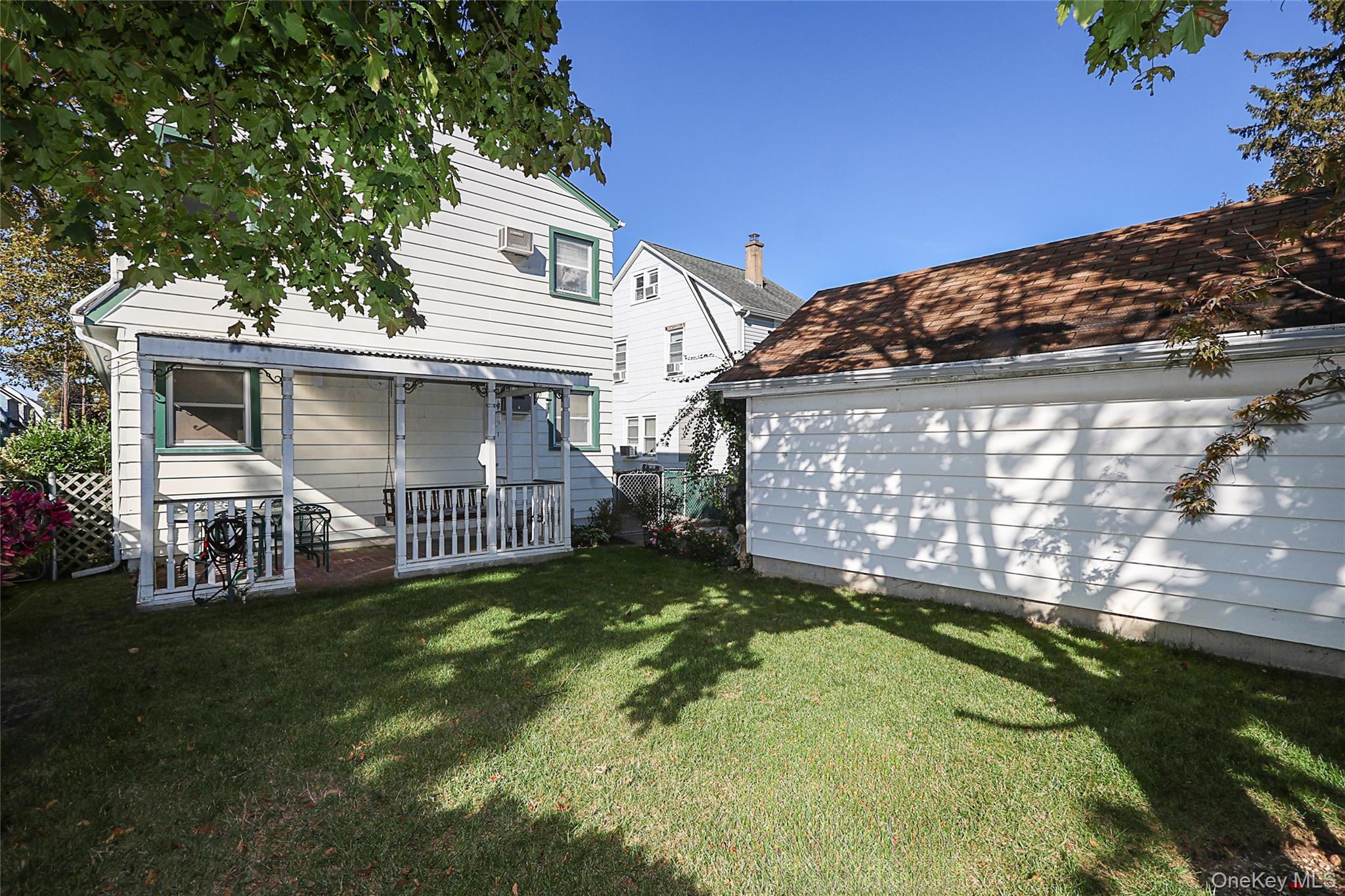 Single Family Stratford  Nassau County, NY 11596, MLS-924932-35