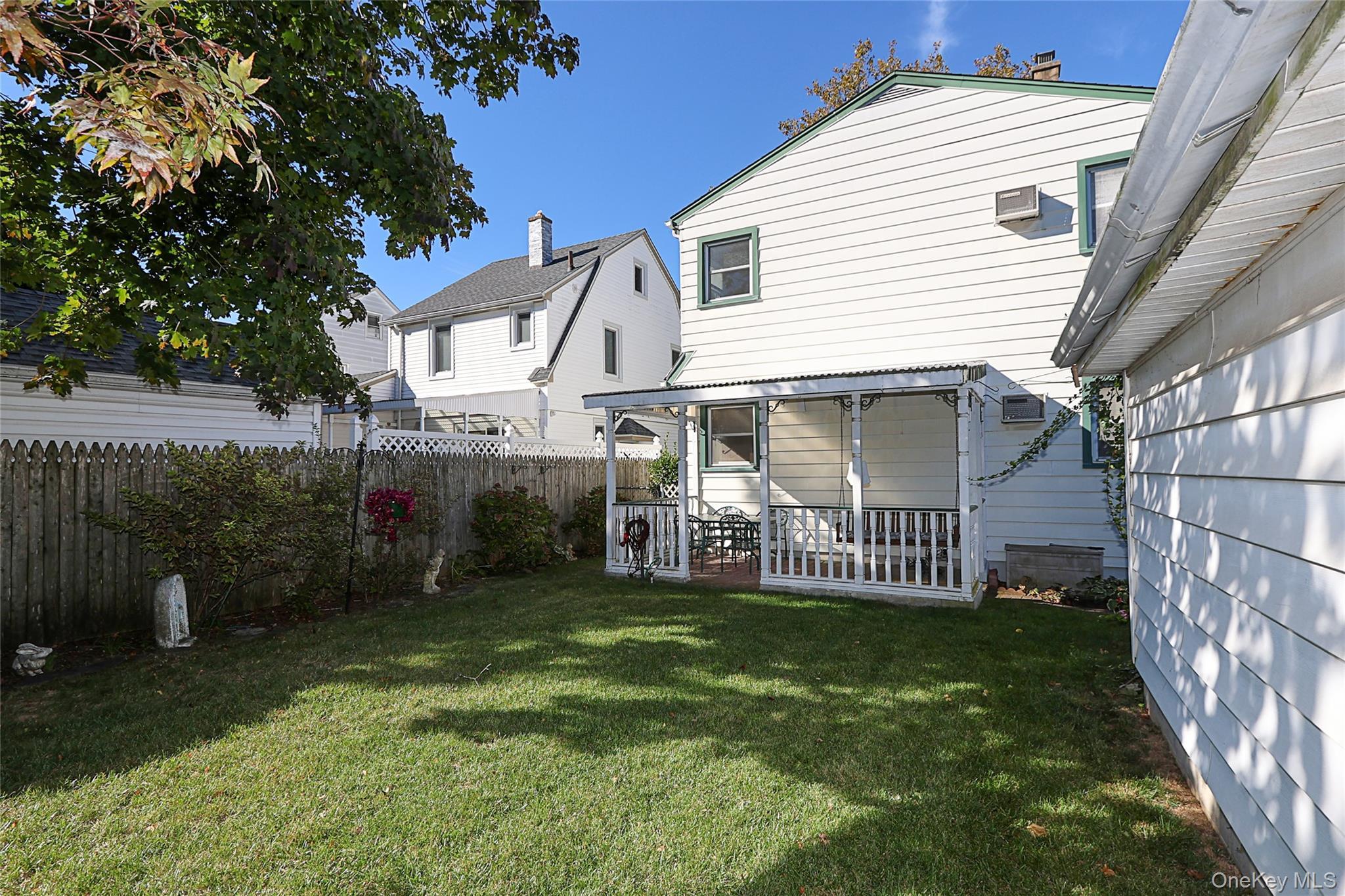 Single Family Stratford  Nassau County, NY 11596, MLS-924932-36