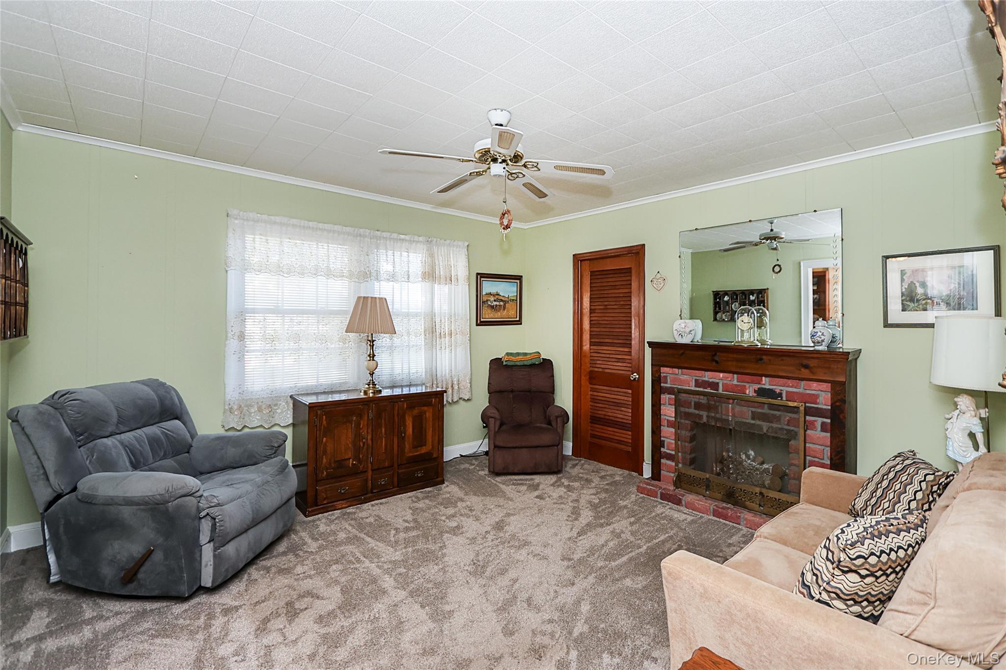 Single Family Stratford  Nassau County, NY 11596, MLS-924932-4