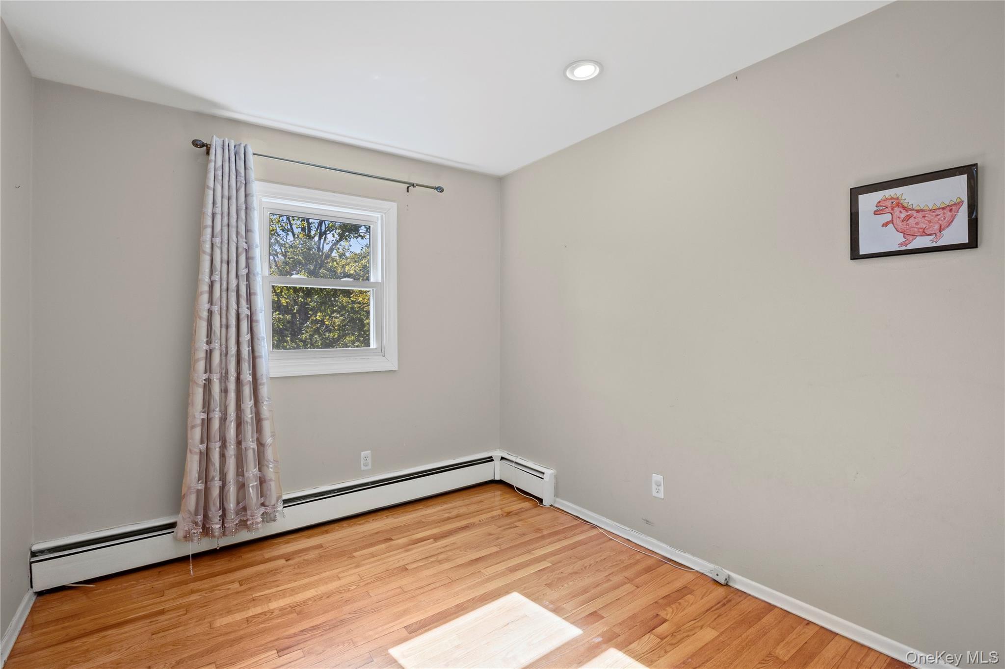 Single Family Grossman  Suffolk County, NY 11747, MLS-924963-15