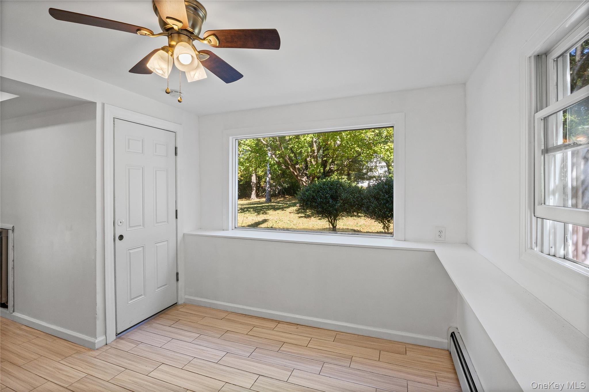 Single Family Grossman  Suffolk County, NY 11747, MLS-924963-29