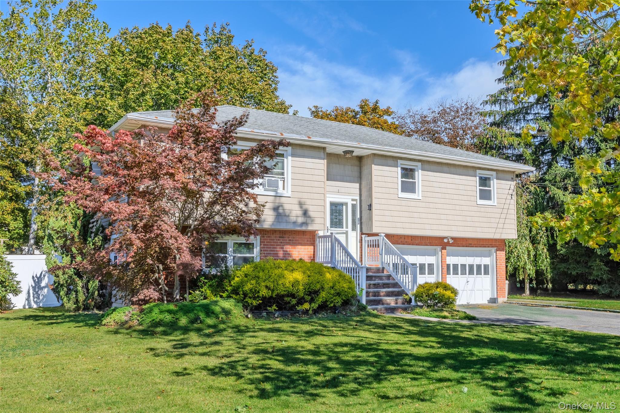 Single Family Grossman  Suffolk County, NY 11747, MLS-924963-3