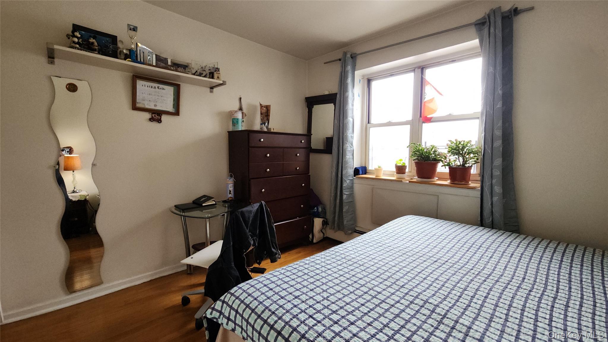 Coop 60th Queens, NY 11368, MLS-924982-19