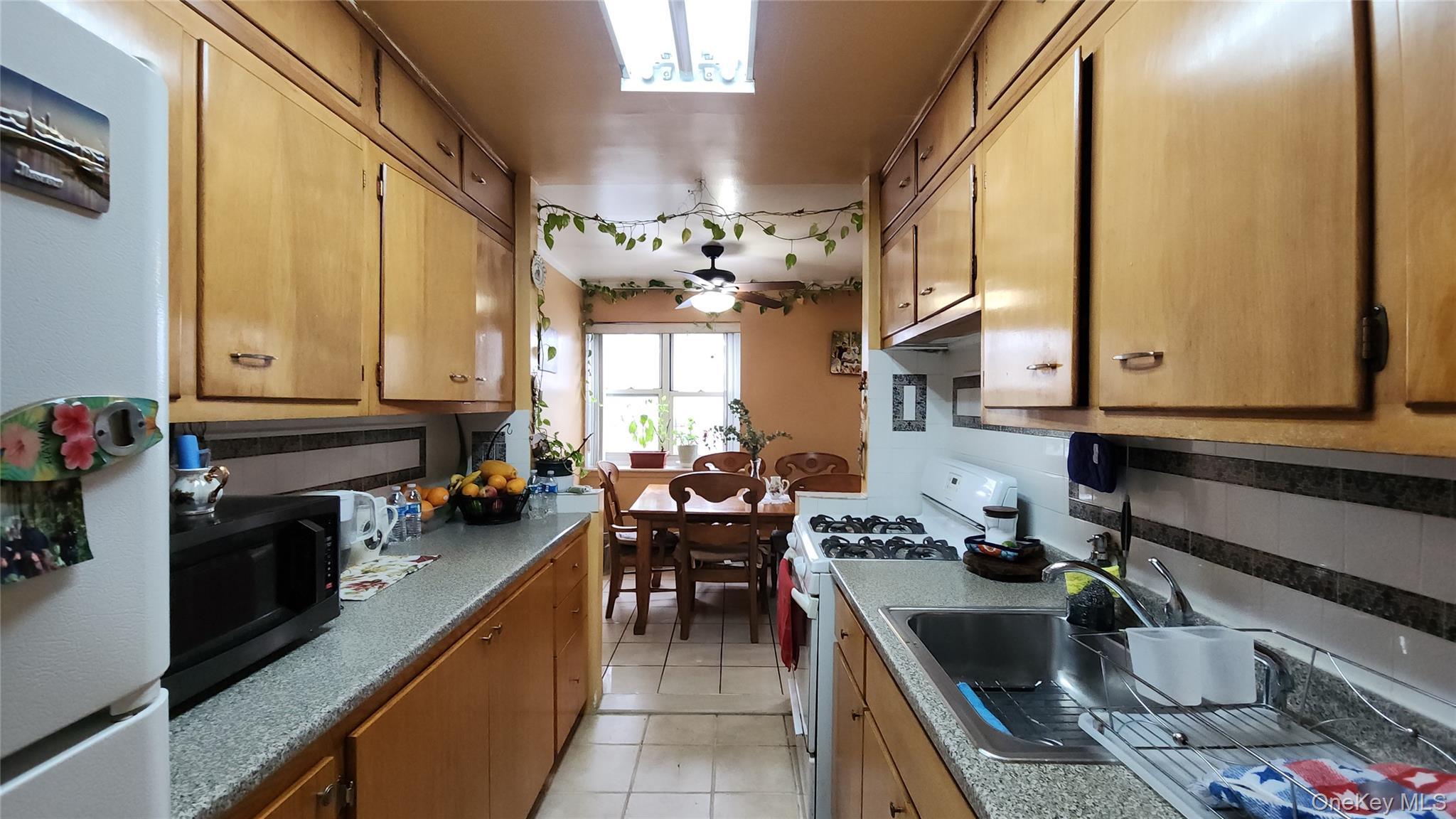 Coop 60th Queens, NY 11368, MLS-924982-3