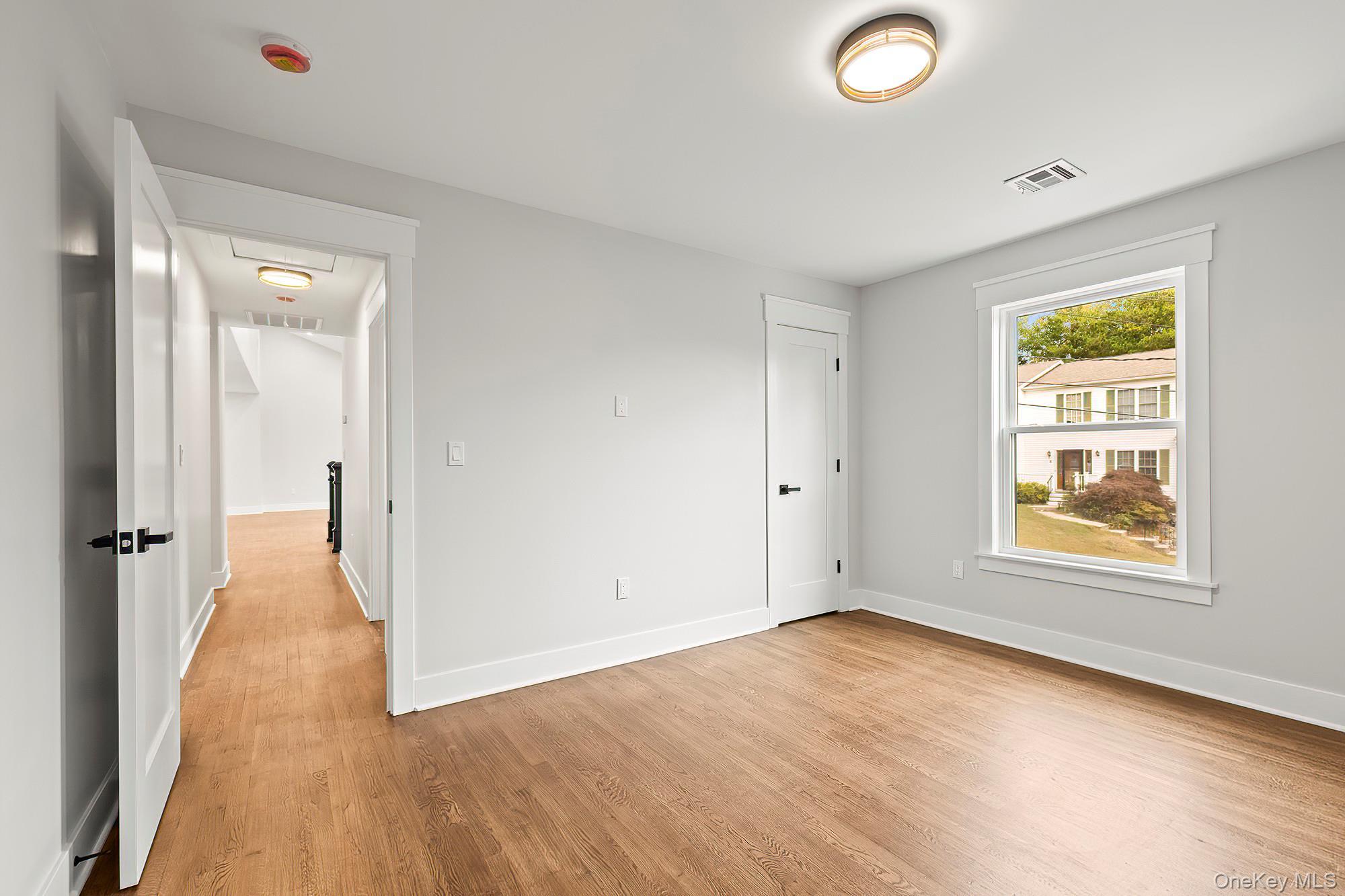 Single Family Stadium  Westchester County, NY 10607, MLS-924994-17