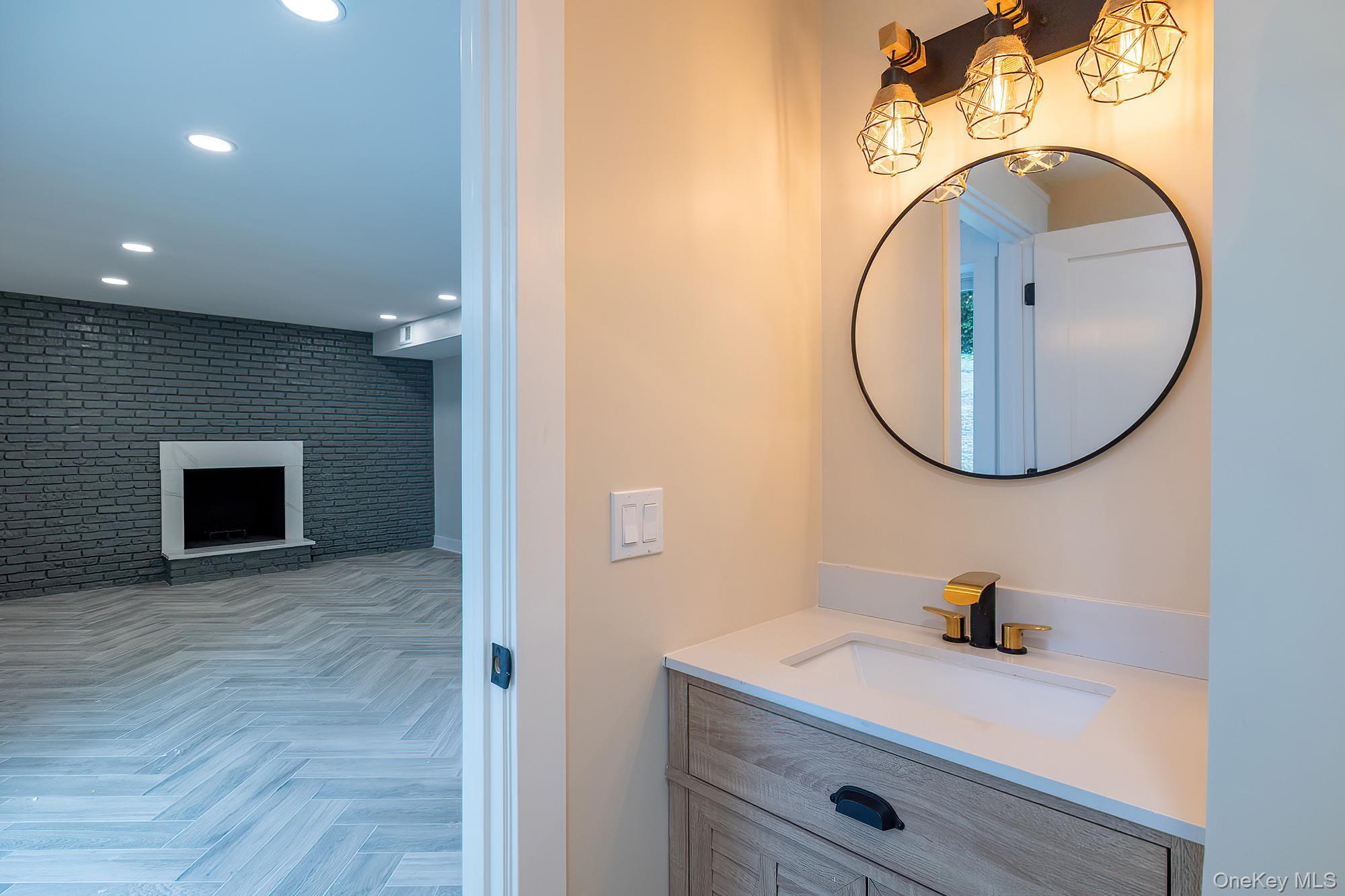 Single Family Stadium  Westchester County, NY 10607, MLS-924994-30