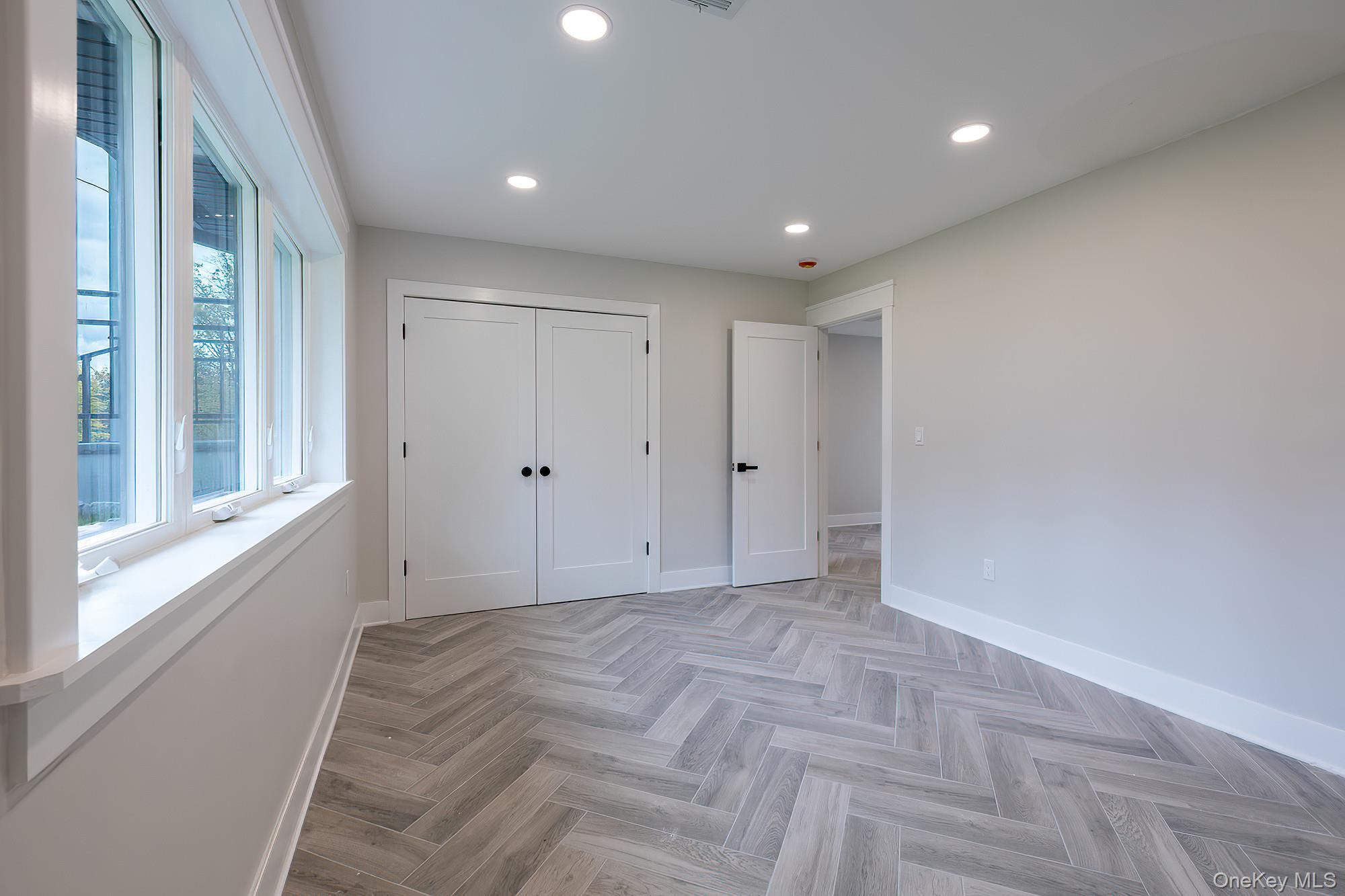 Single Family Stadium  Westchester County, NY 10607, MLS-924994-35