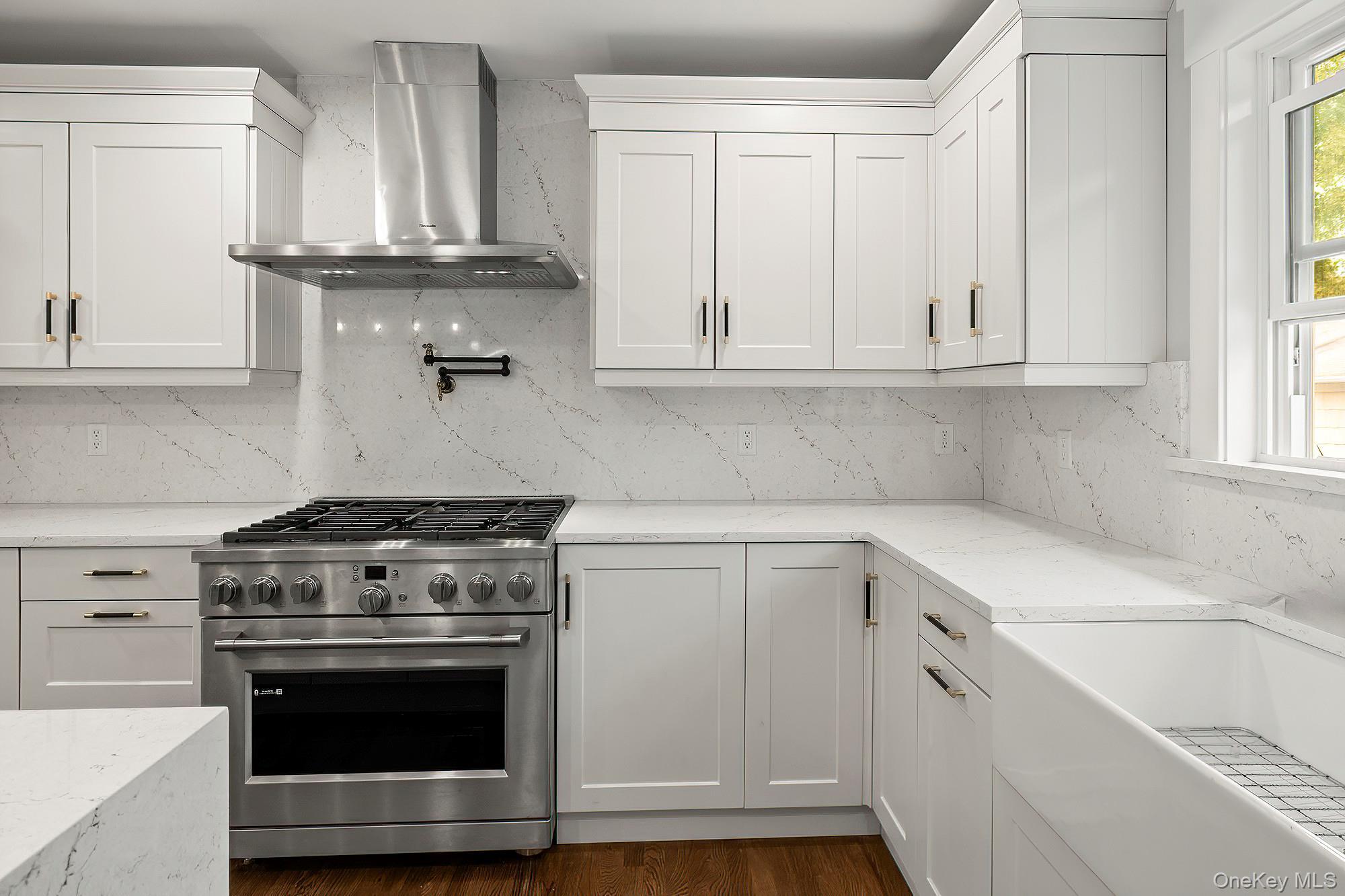 Single Family Stadium  Westchester County, NY 10607, MLS-924994-7