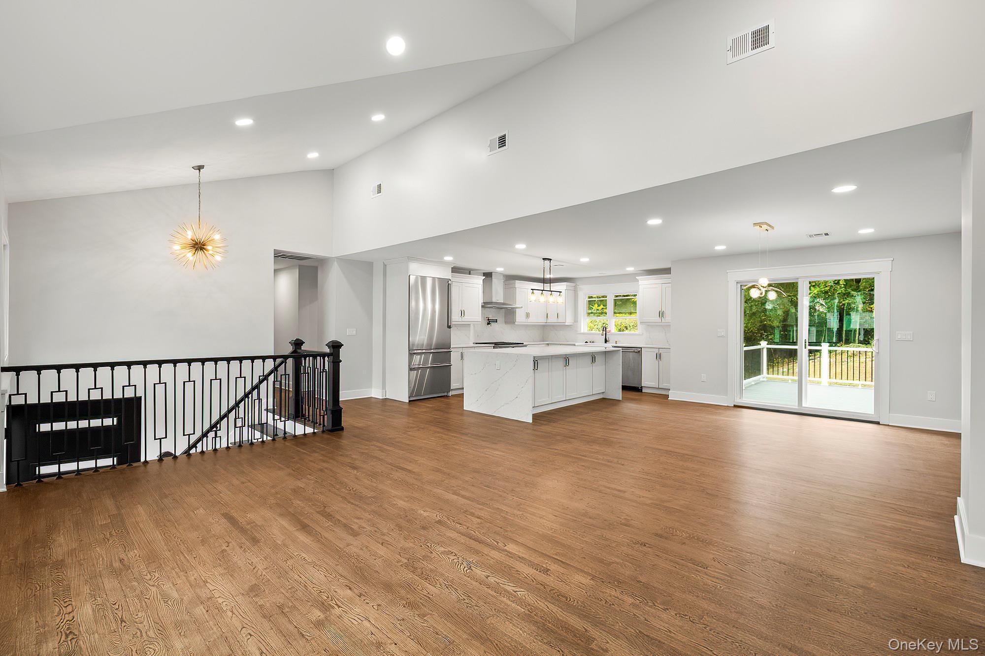 Single Family Stadium  Westchester County, NY 10607, MLS-924994-8