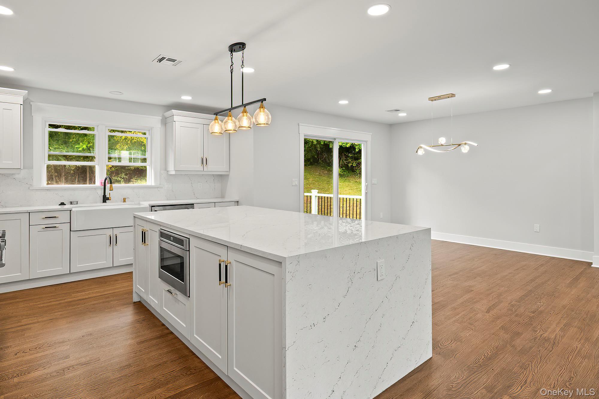 Single Family Stadium  Westchester County, NY 10607, MLS-924994-9