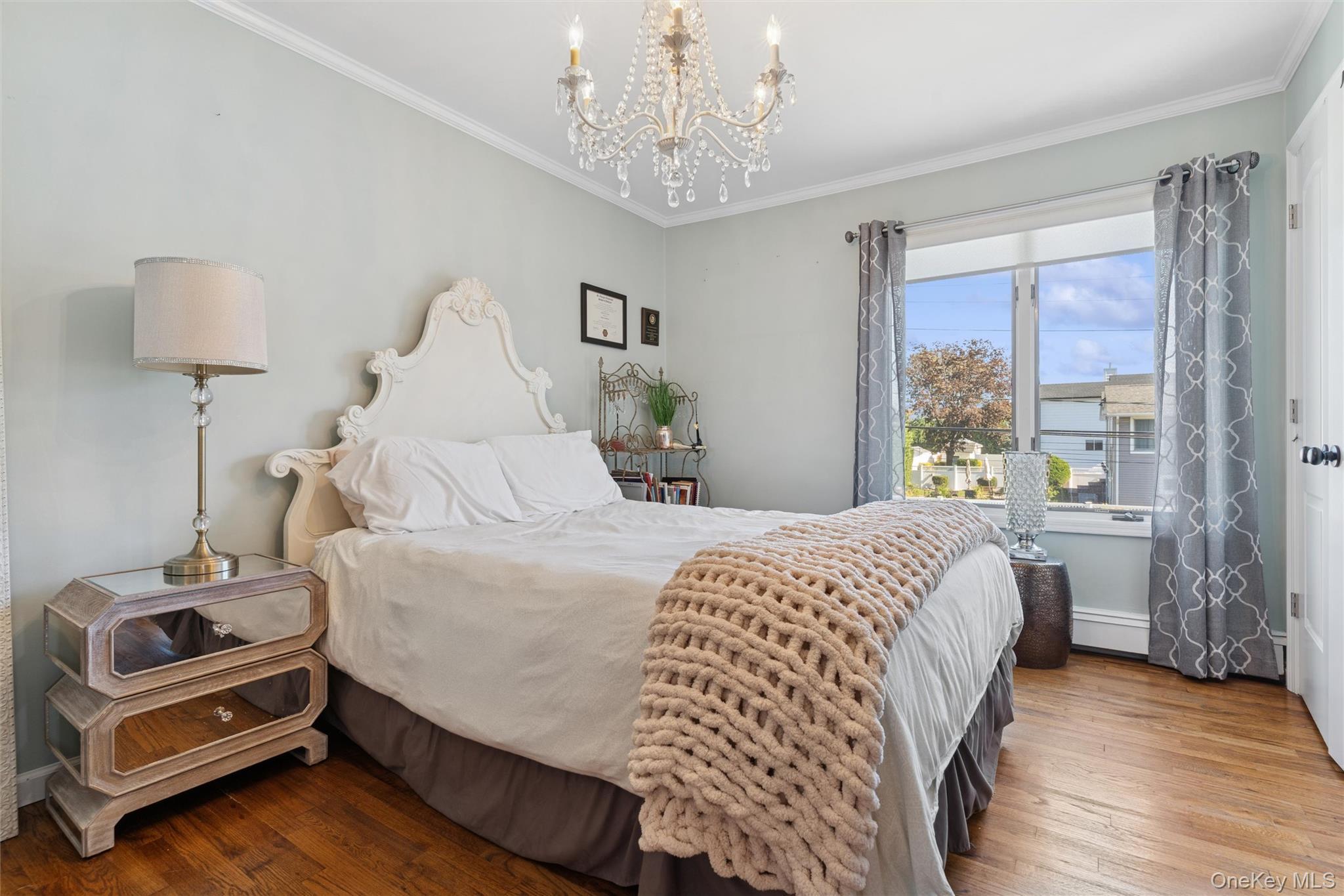 Single Family Shore  Nassau County, NY 11710, MLS-924996-17